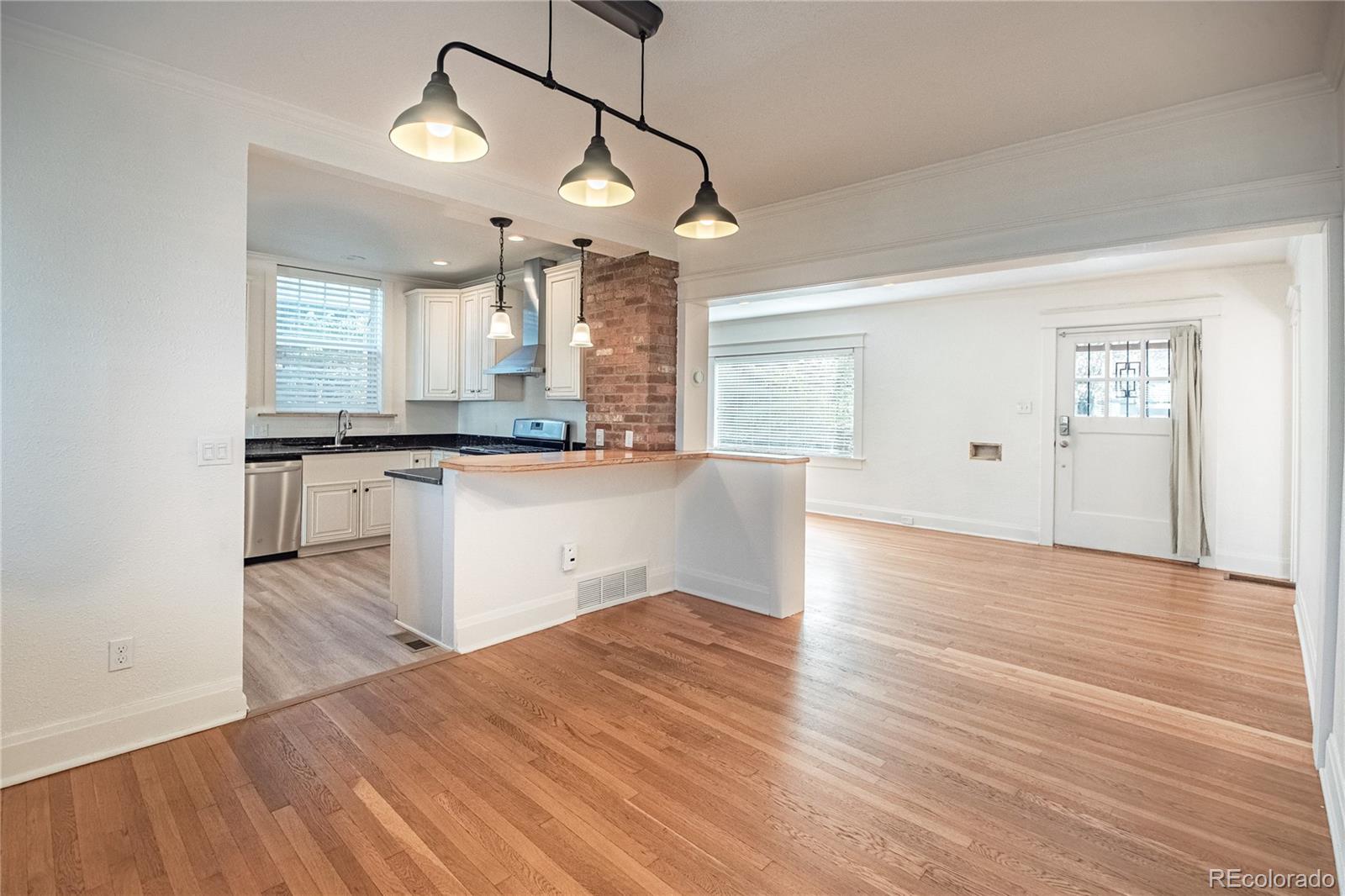 MLS Image #13 for 612  harrison street,denver, Colorado