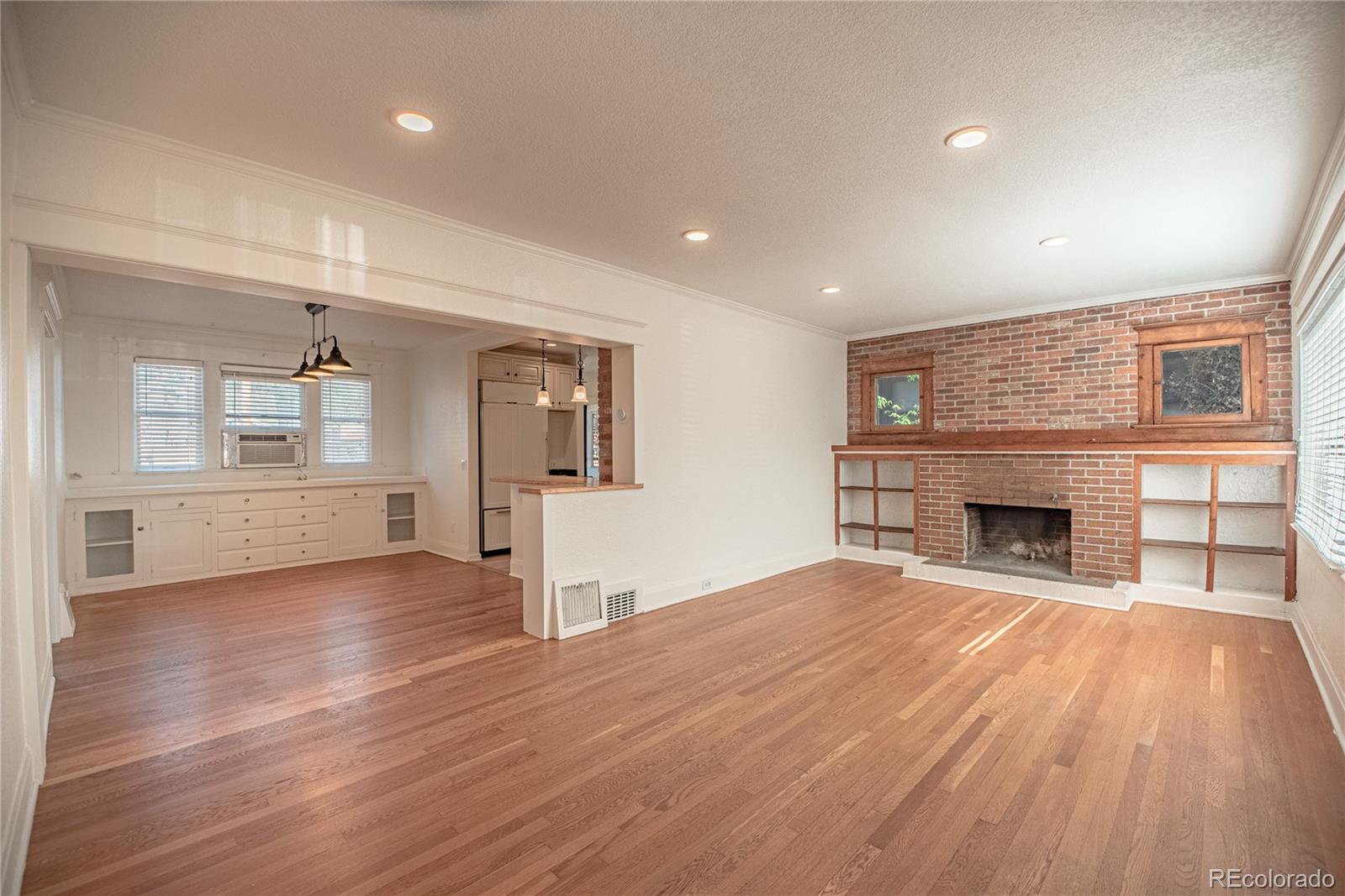 MLS Image #6 for 612  harrison street,denver, Colorado