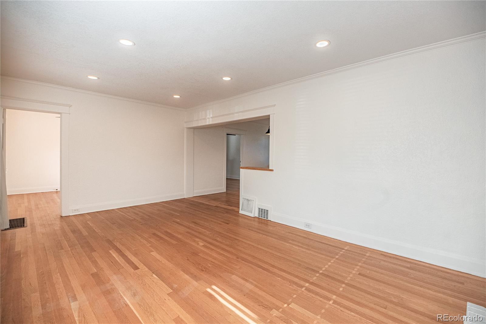 MLS Image #9 for 612  harrison street,denver, Colorado