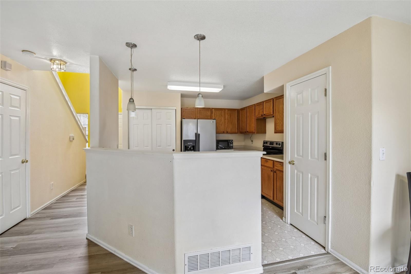 MLS Image #6 for 1232 s waco street d,aurora, Colorado