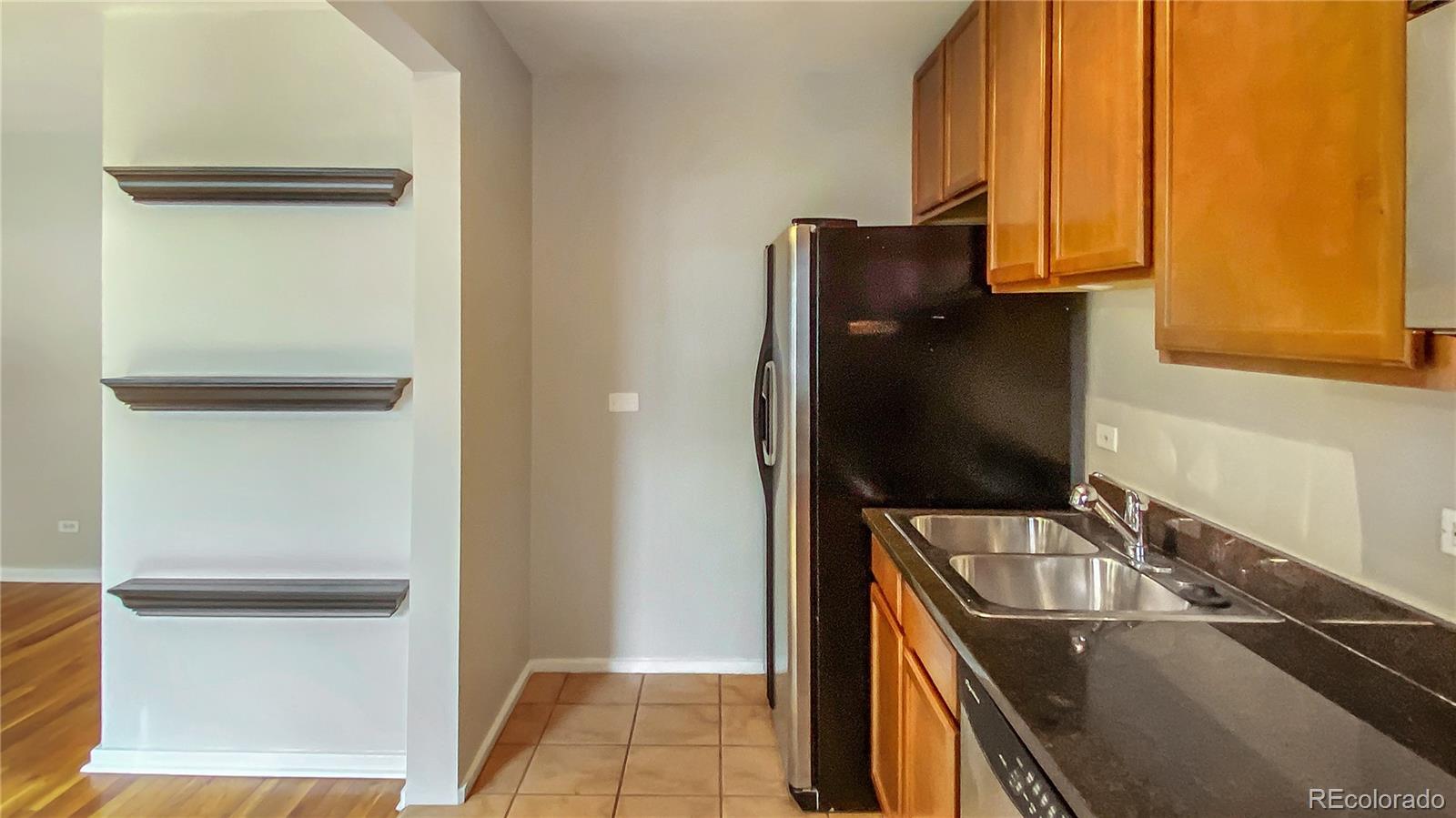 MLS Image #6 for 2100 n franklin street,denver, Colorado