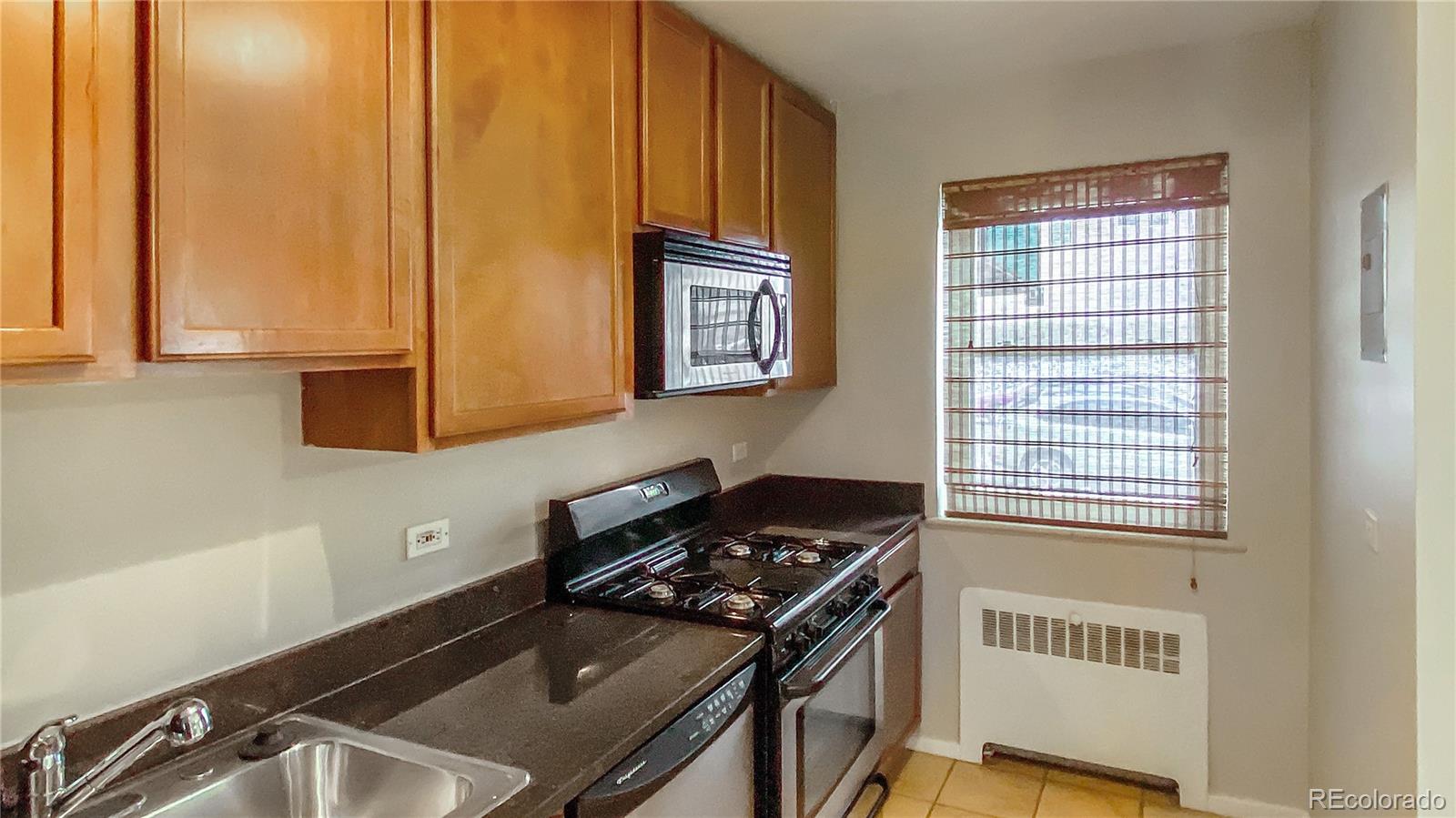 MLS Image #7 for 2100 n franklin street,denver, Colorado