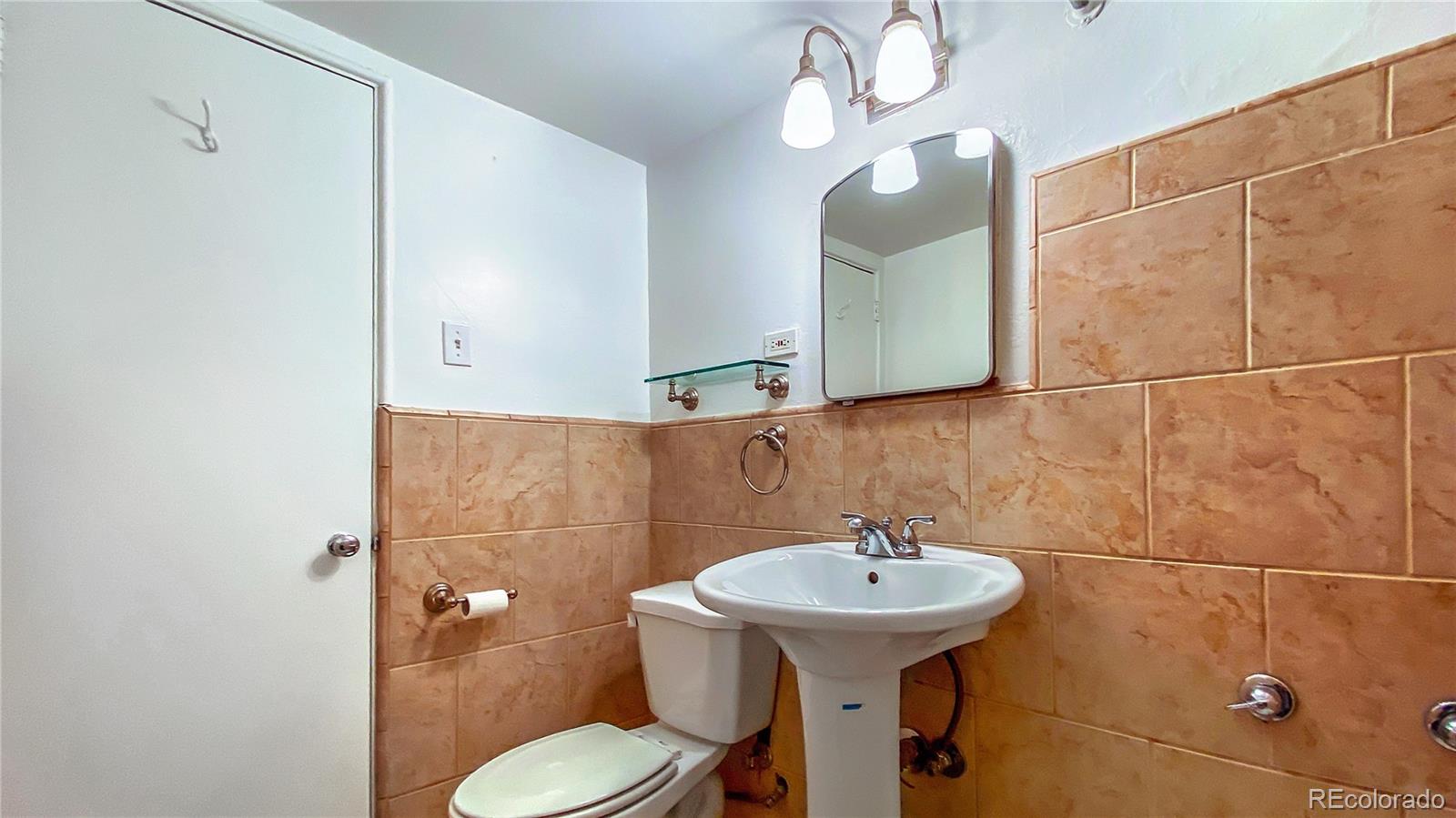 MLS Image #9 for 2100 n franklin street,denver, Colorado