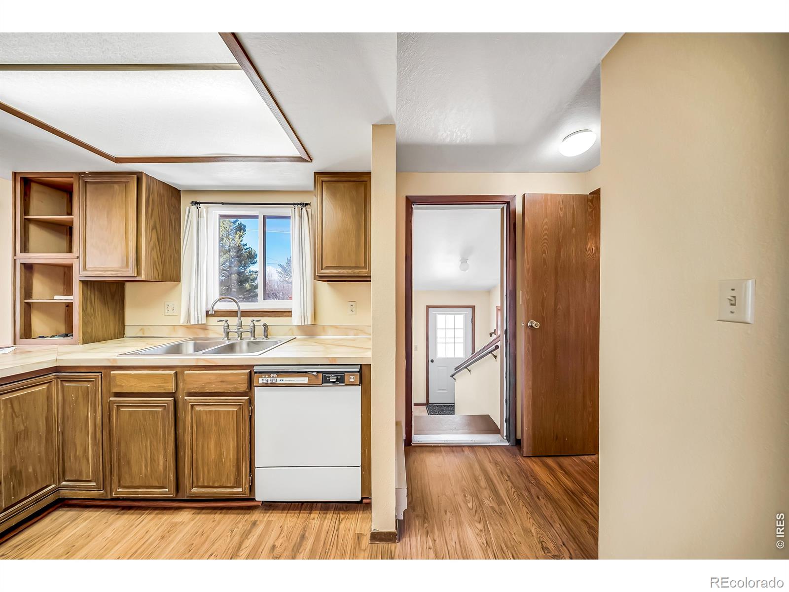 MLS Image #11 for 372  logan street,walden, Colorado