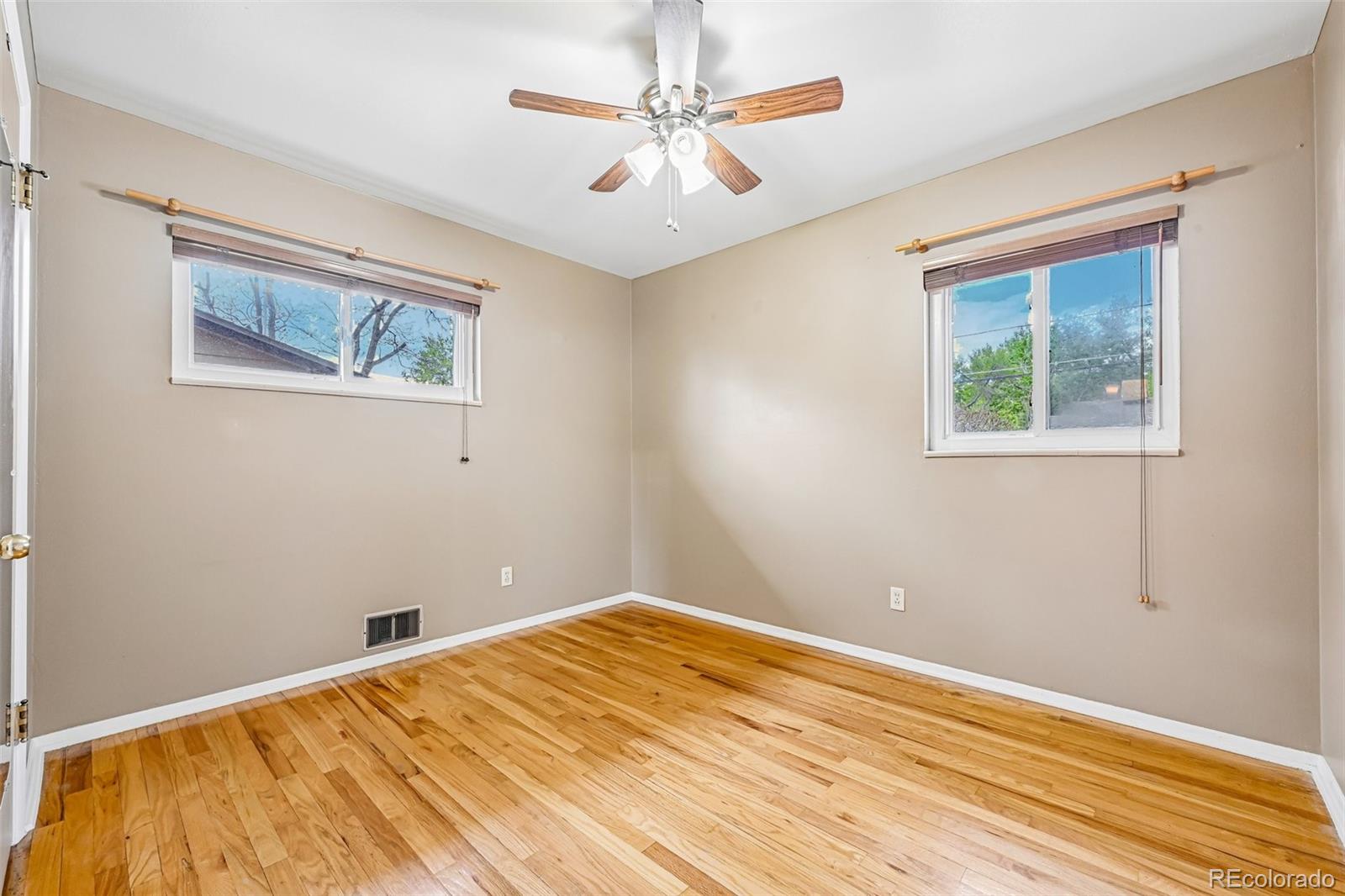 MLS Image #19 for 10209 w 68th avenue,arvada, Colorado