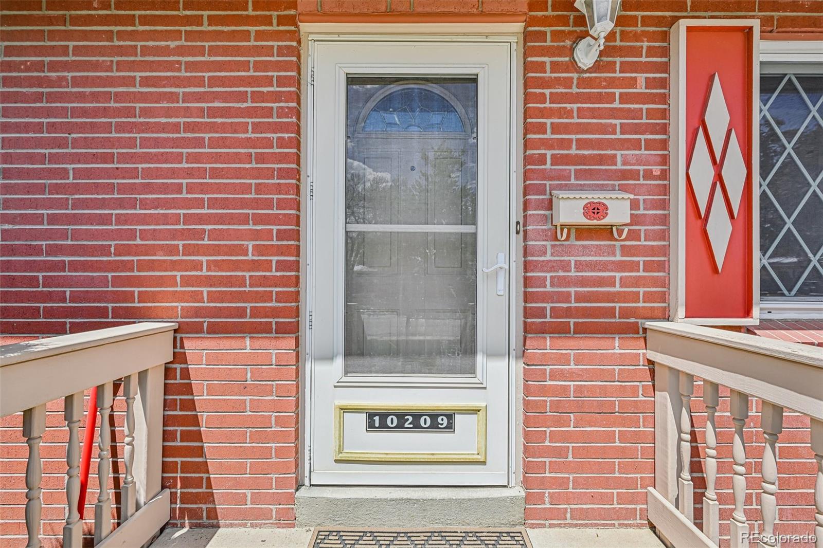 MLS Image #2 for 10209 w 68th avenue,arvada, Colorado