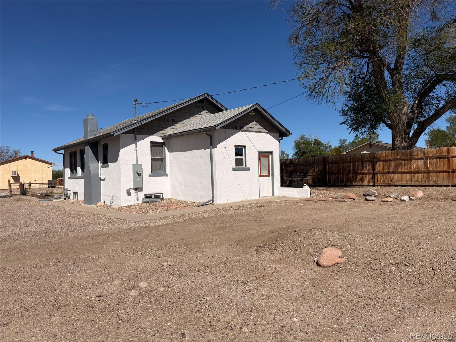 MLS Image #3 for 2330  cheyenne avenue,pueblo, Colorado