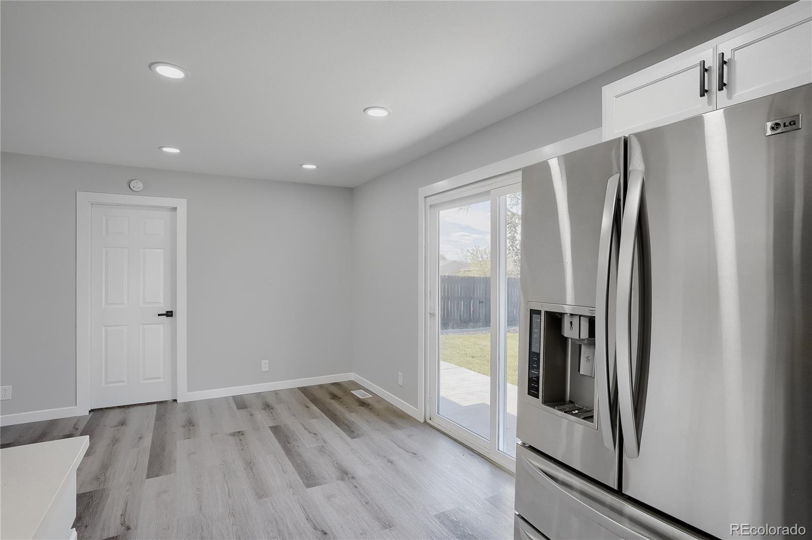 MLS Image #7 for 15121 e 55th avenue,denver, Colorado