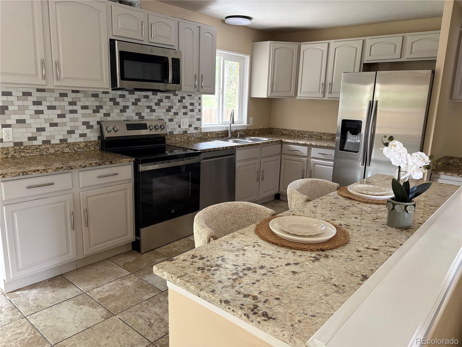 MLS Image #11 for 2203  beech court,golden, Colorado
