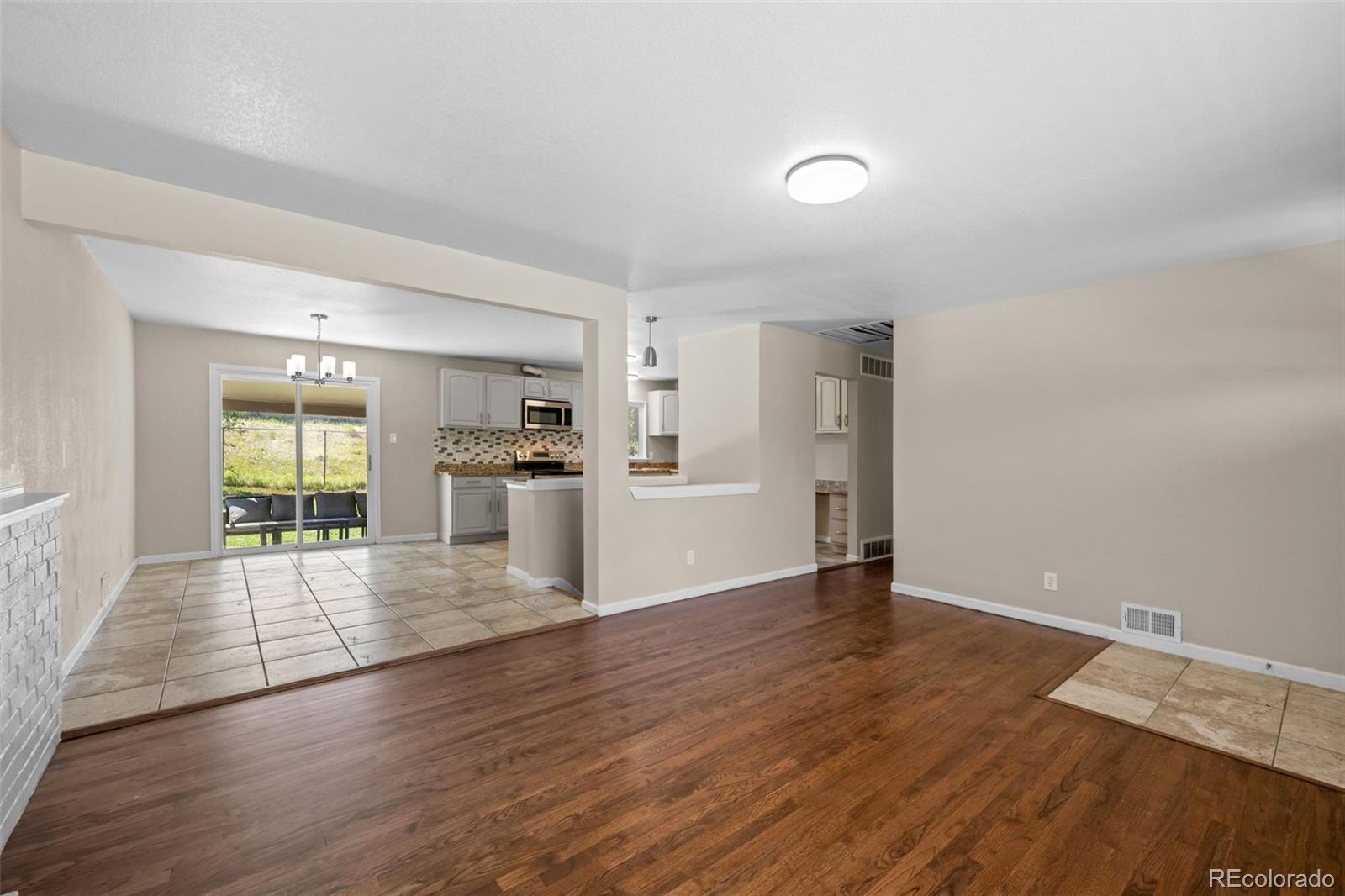 MLS Image #5 for 2203  beech court,golden, Colorado