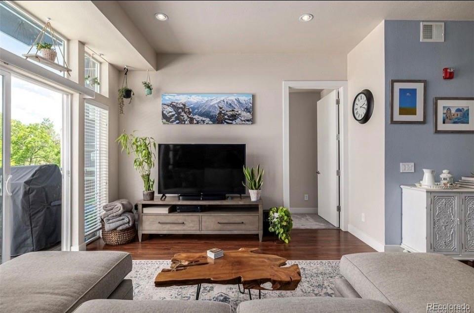 MLS Image #10 for 1488  madison street,denver, Colorado