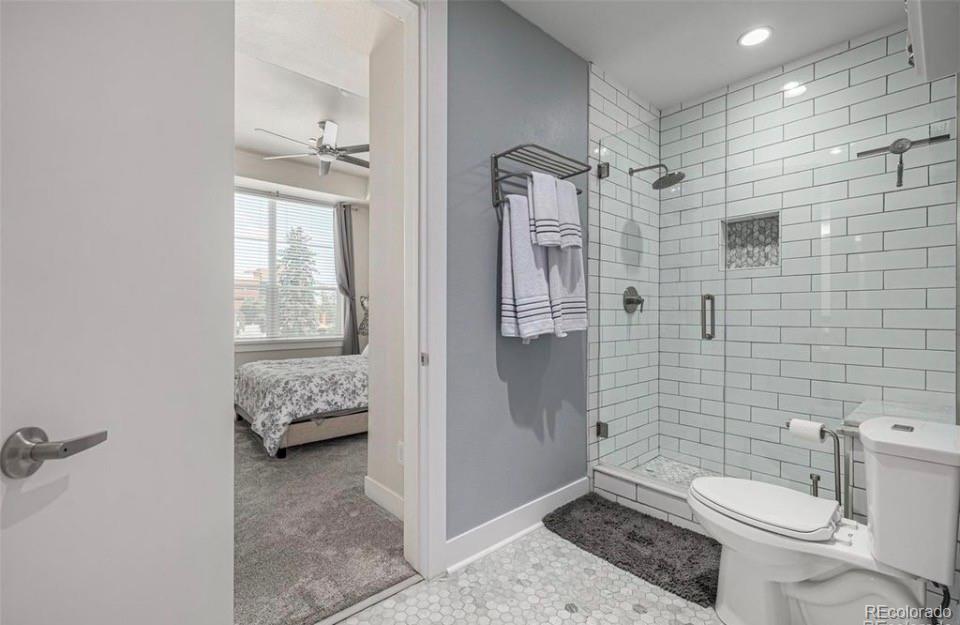 MLS Image #28 for 1488  madison street,denver, Colorado