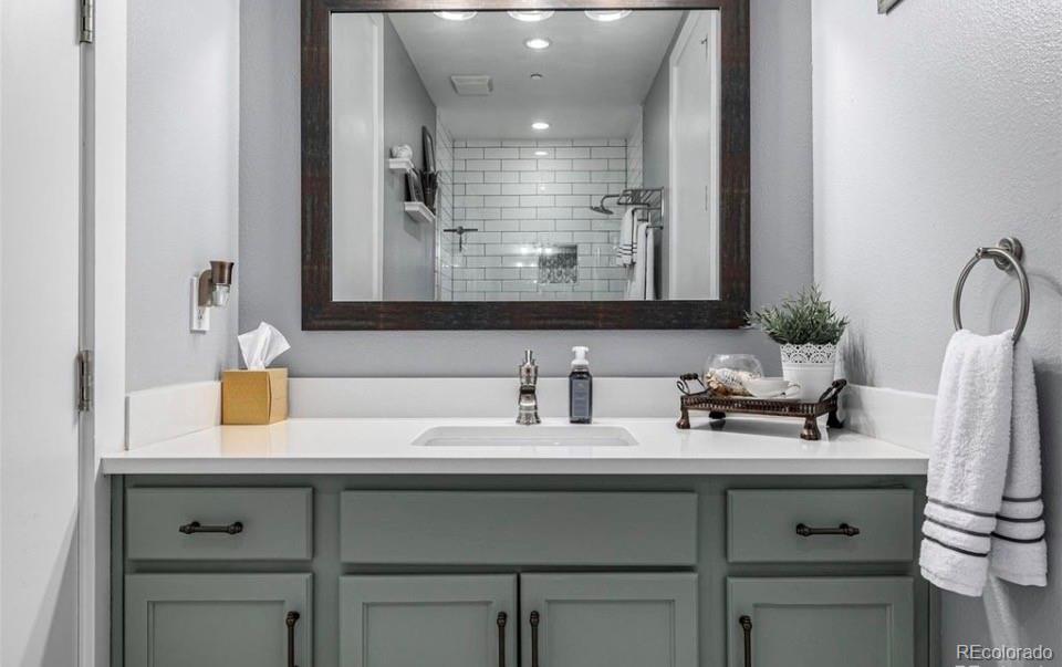 MLS Image #29 for 1488  madison street,denver, Colorado