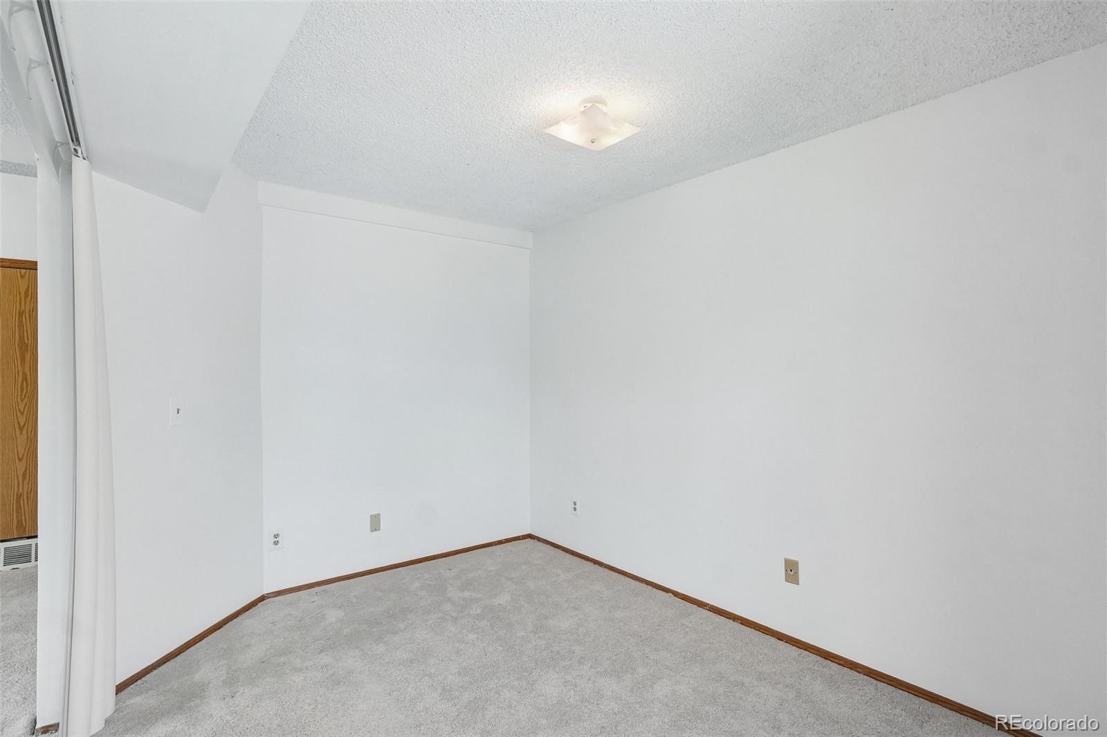 MLS Image #12 for 17053 e tennessee drive 214,aurora, Colorado