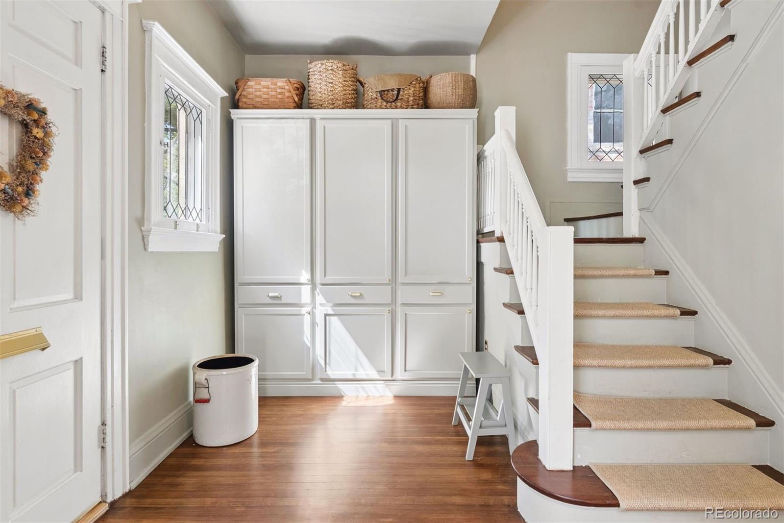 MLS Image #11 for 576 n franklin street,denver, Colorado