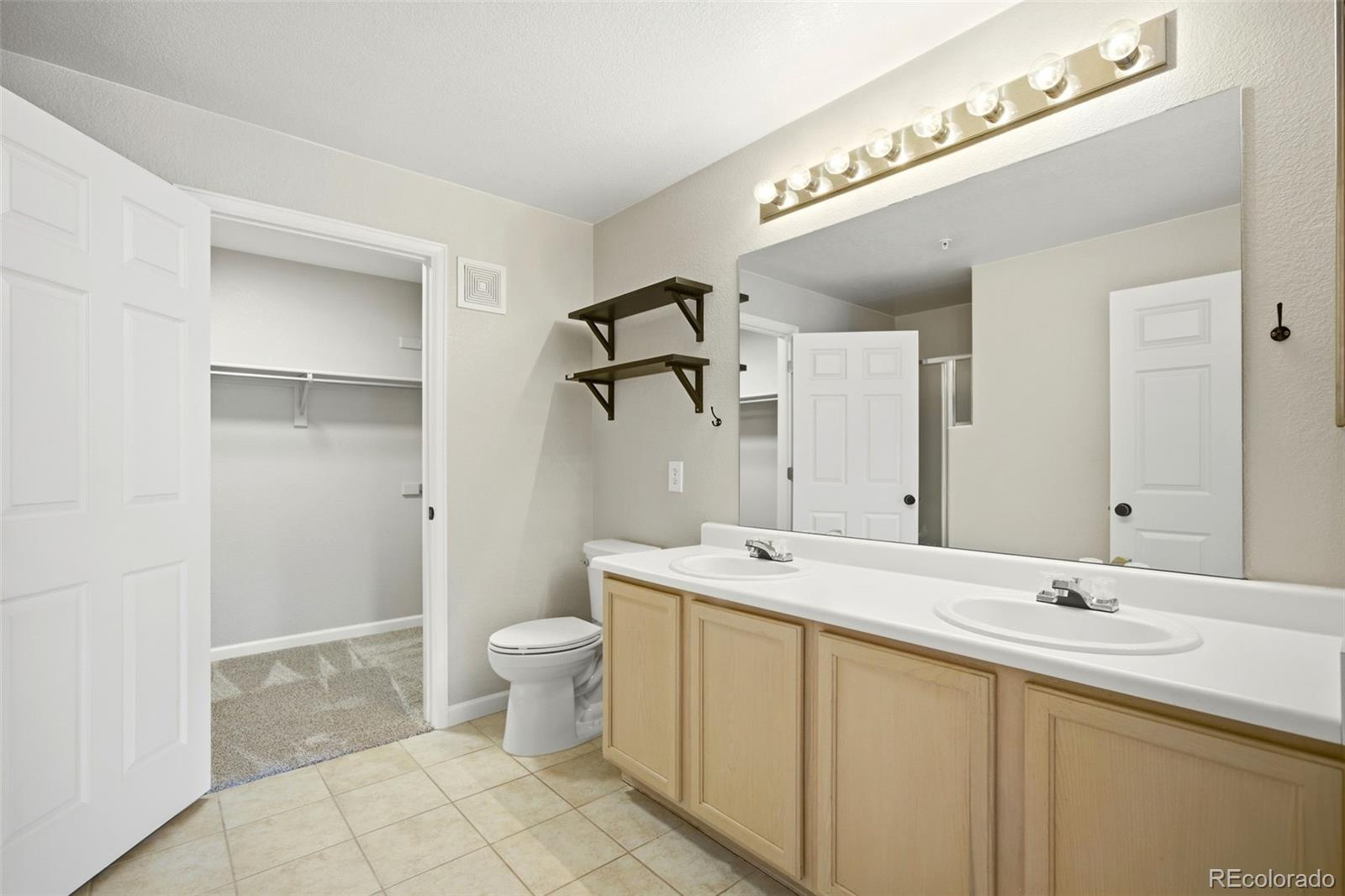 MLS Image #20 for 8707 e florida avenue 707,denver, Colorado