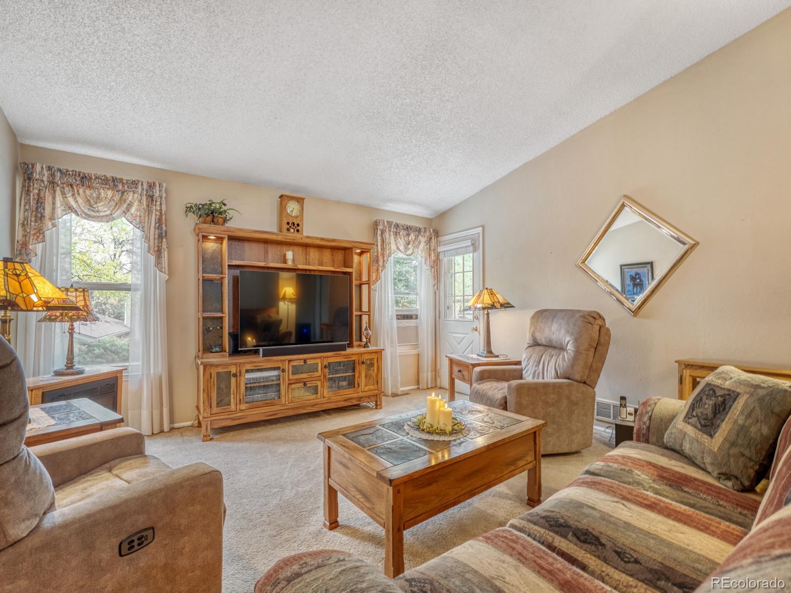 MLS Image #8 for 2746 s uravan street,aurora, Colorado