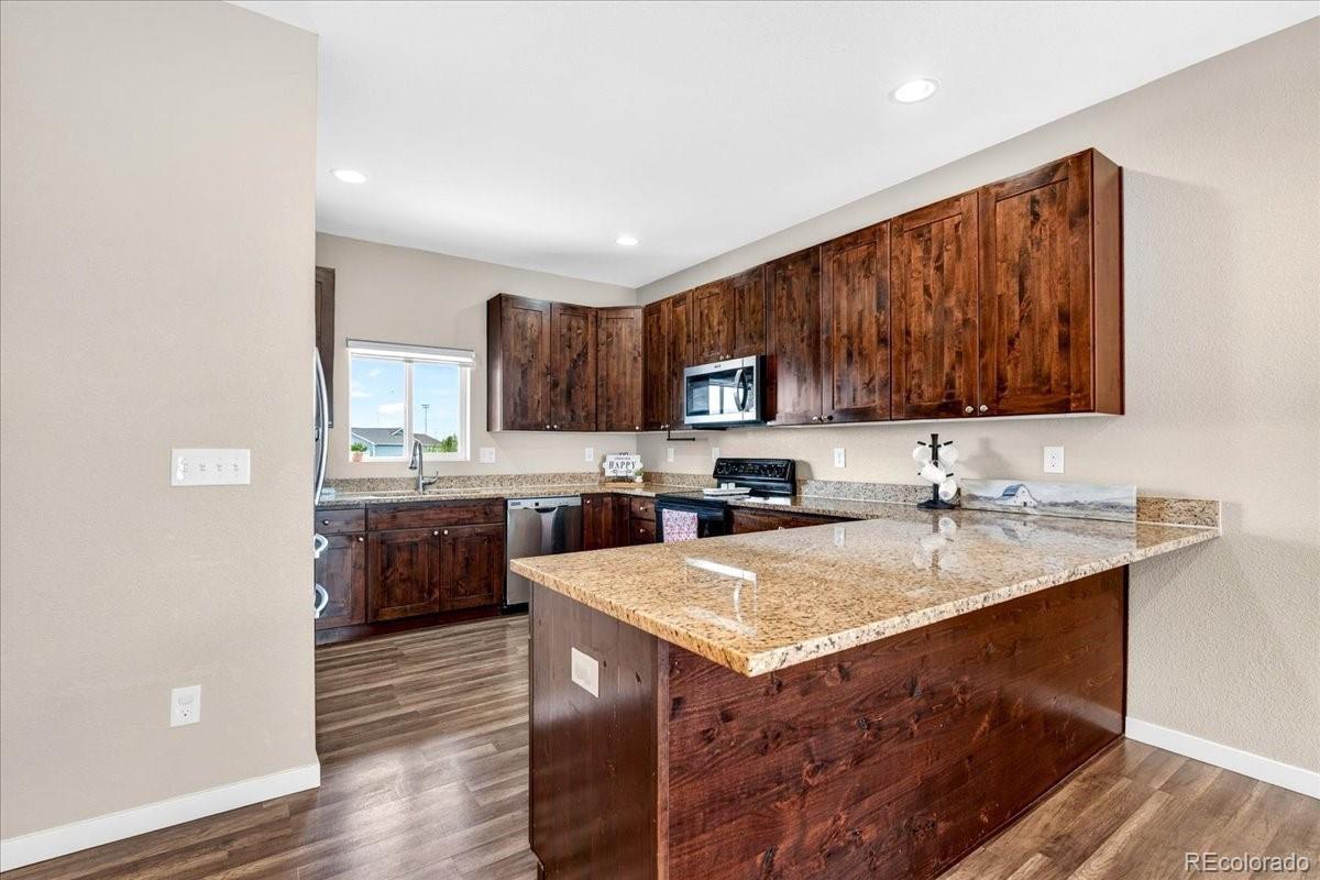 MLS Image #2 for 48 s 4th avenue,deer trail, Colorado