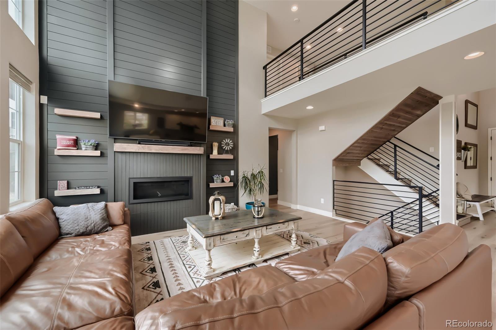 MLS Image #4 for 12680  stone creek court,firestone, Colorado