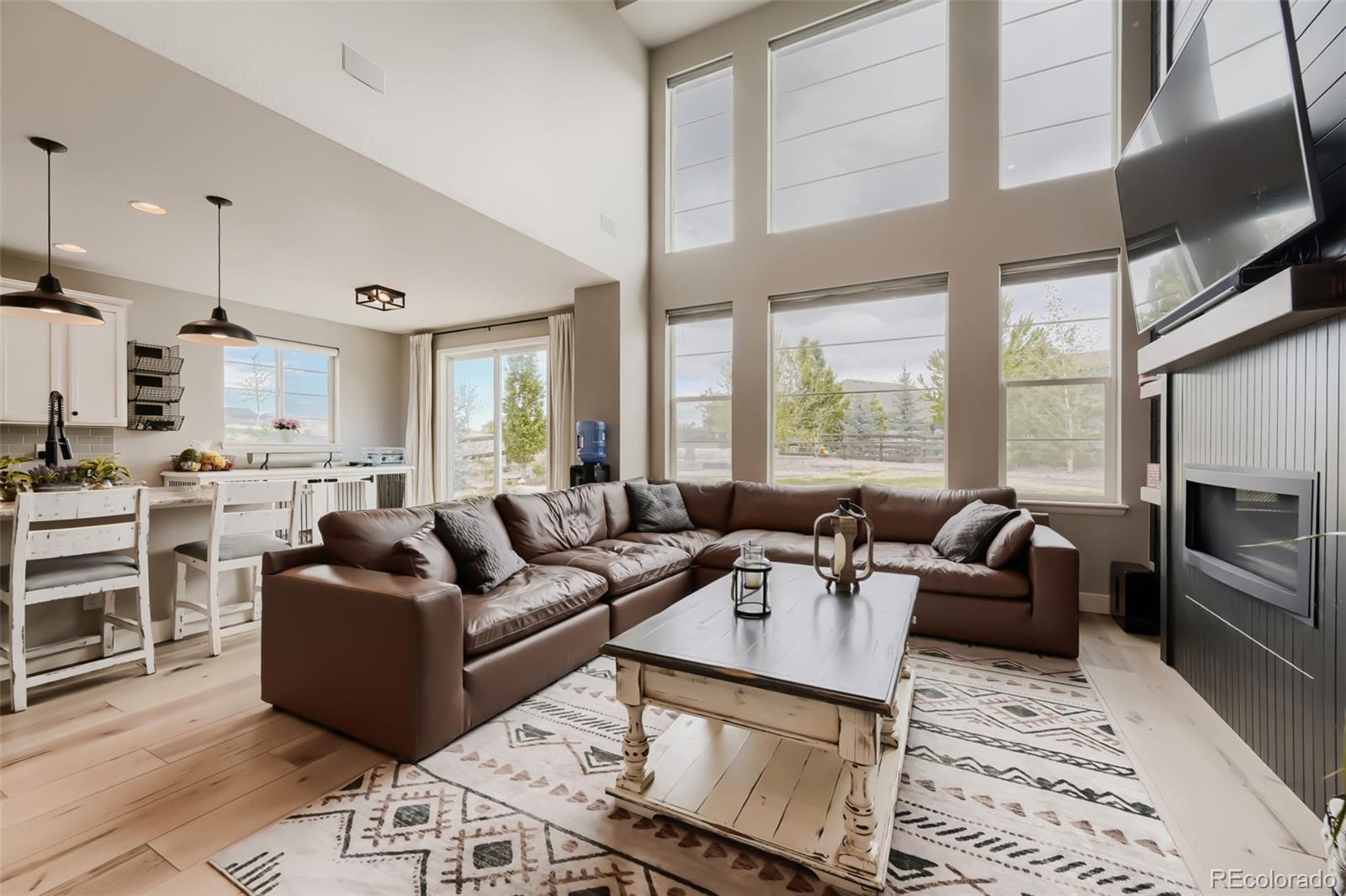 MLS Image #5 for 12680  stone creek court,firestone, Colorado