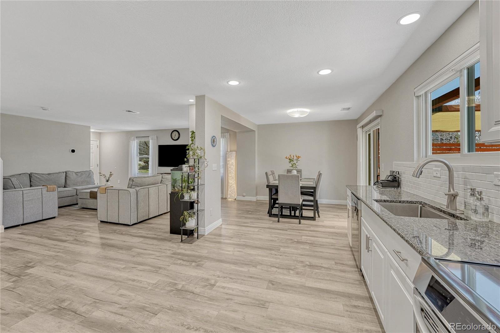 MLS Image #16 for 5427 s quatar court,aurora, Colorado