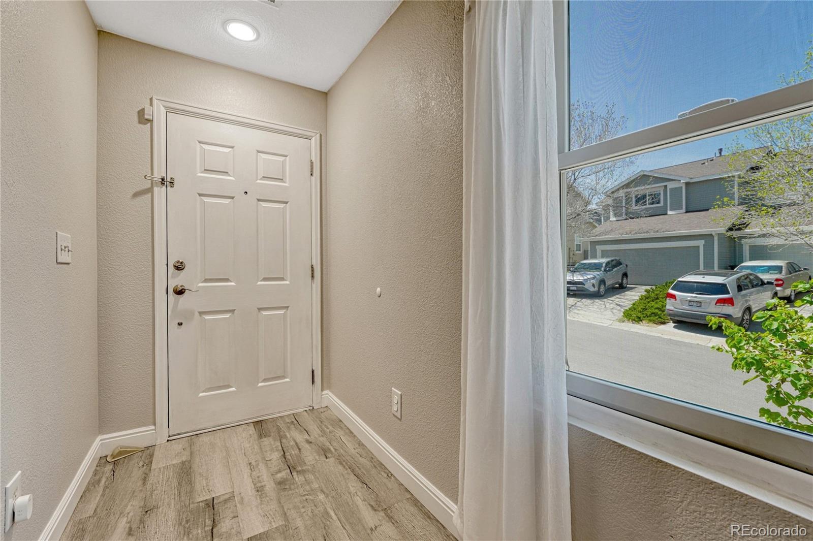 MLS Image #4 for 5427 s quatar court,aurora, Colorado