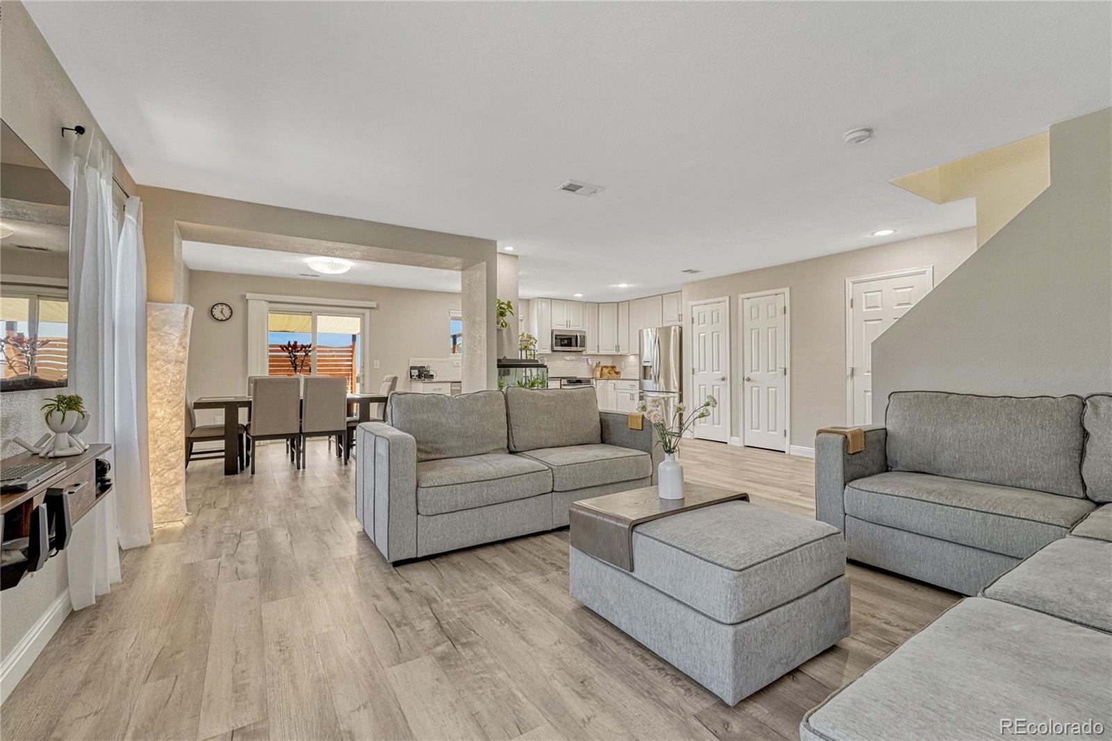 MLS Image #5 for 5427 s quatar court,aurora, Colorado