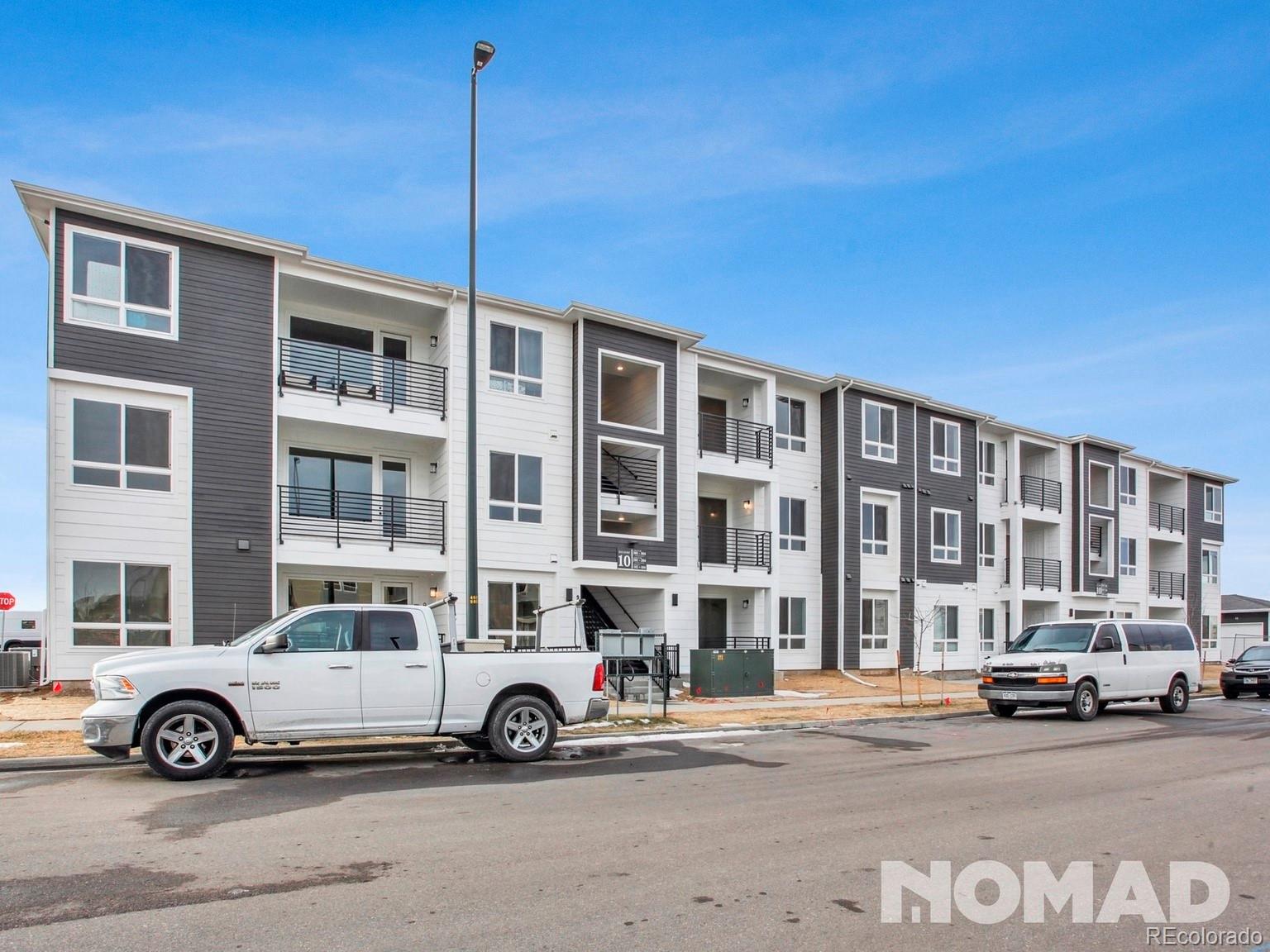 MLS Image #2 for 6153 n ceylon street,denver, Colorado