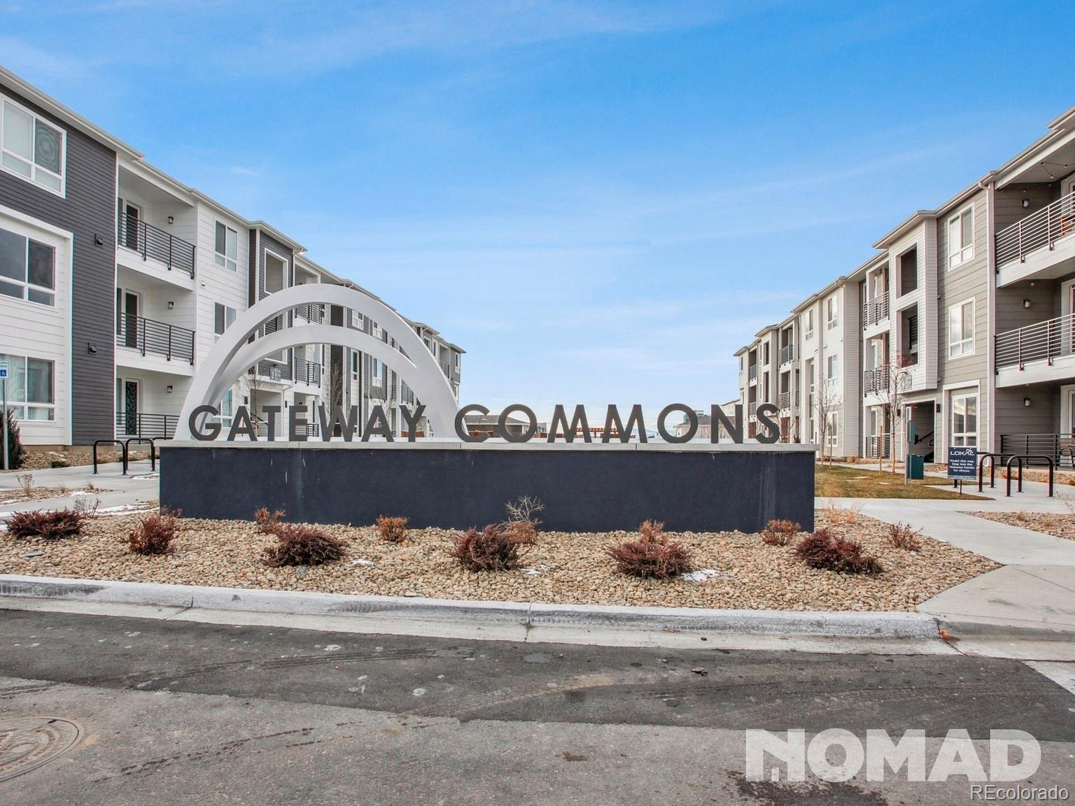 MLS Image #4 for 6153 n ceylon street,denver, Colorado