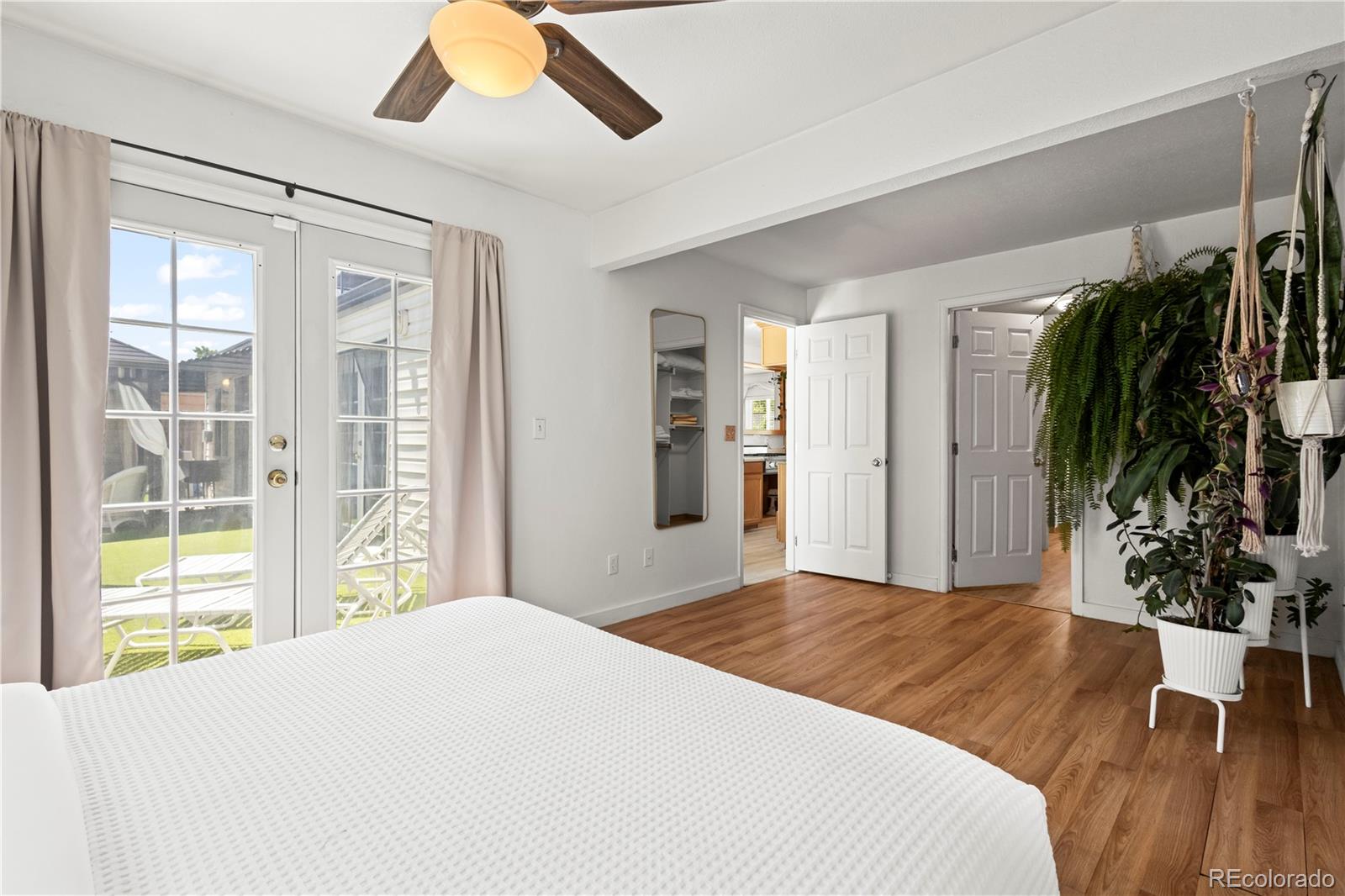 MLS Image #13 for 3028 s glencoe street,denver, Colorado
