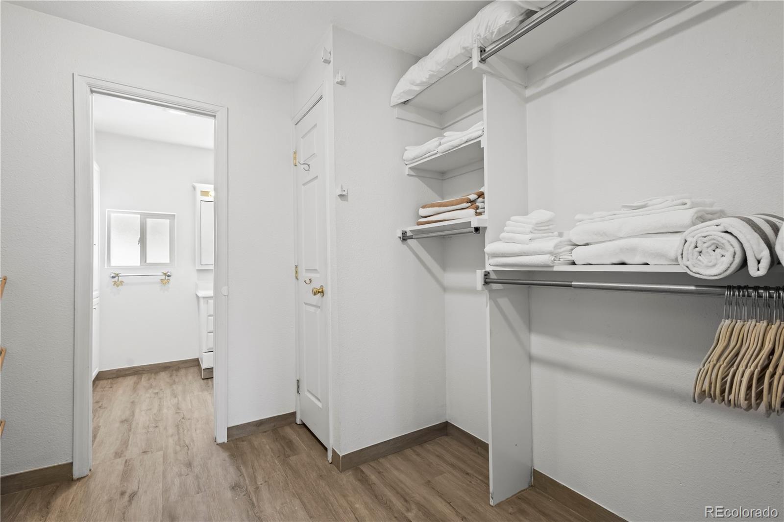MLS Image #14 for 3028 s glencoe street,denver, Colorado