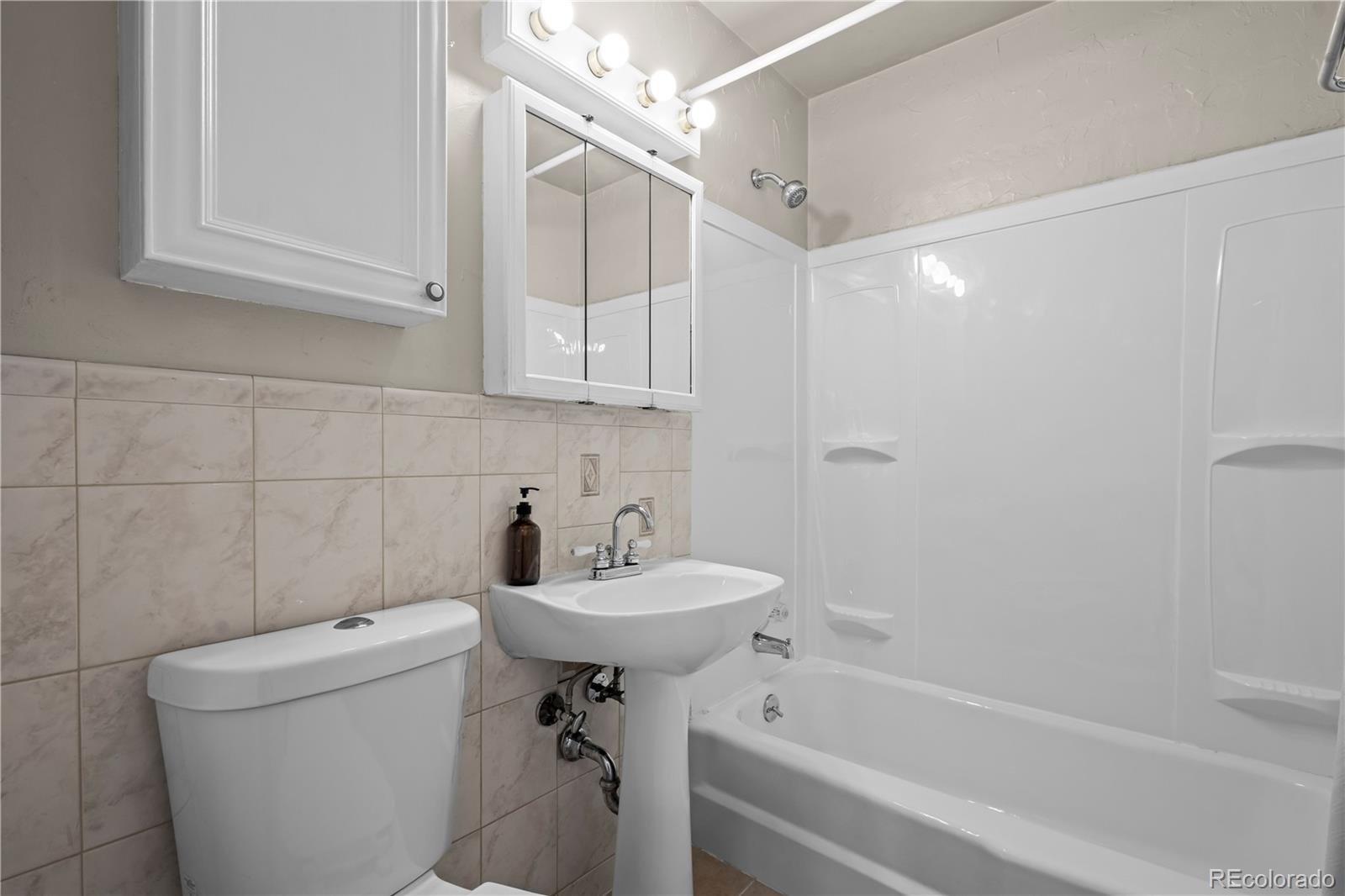 MLS Image #19 for 3028 s glencoe street,denver, Colorado