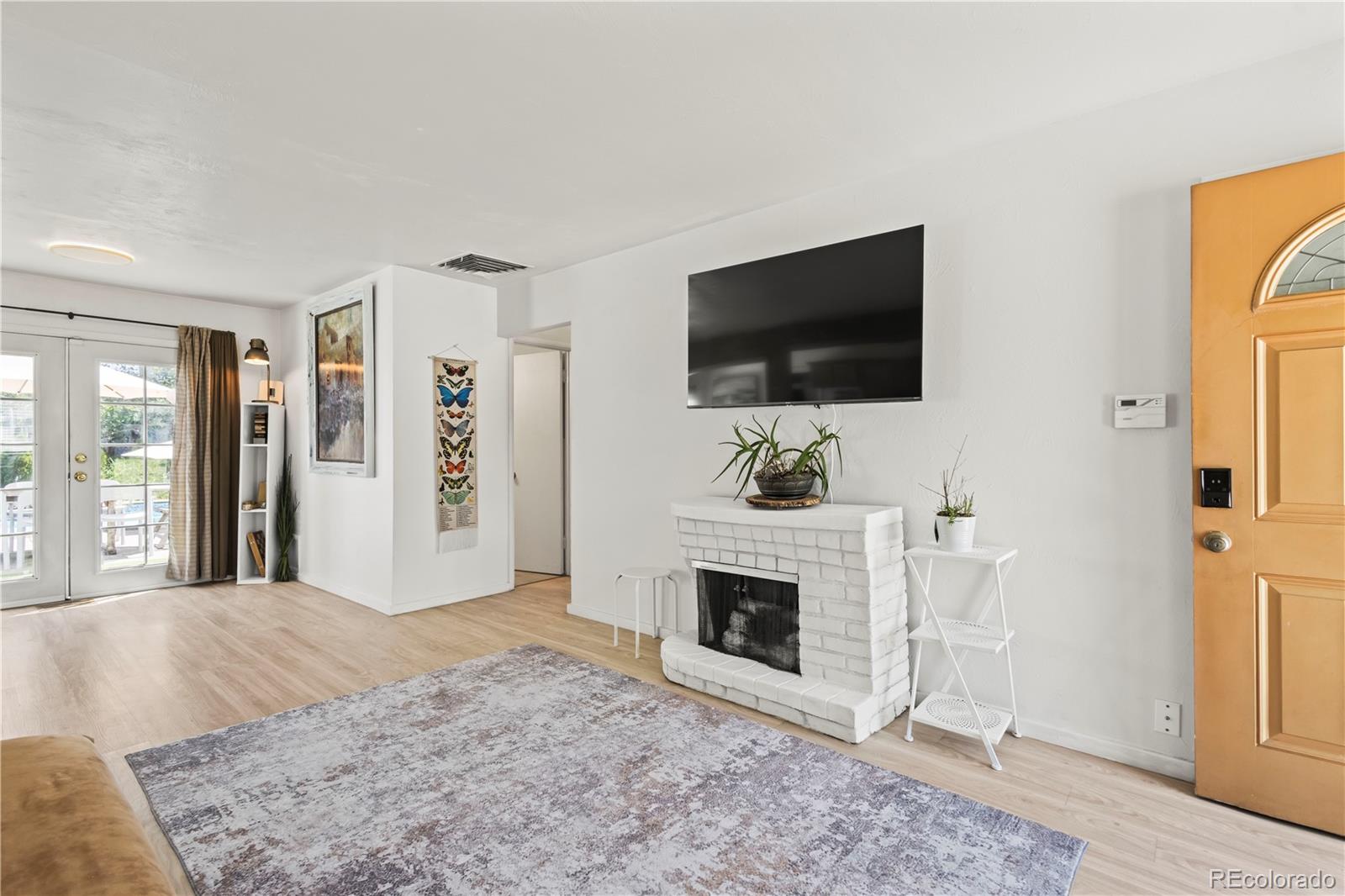 MLS Image #5 for 3028 s glencoe street,denver, Colorado
