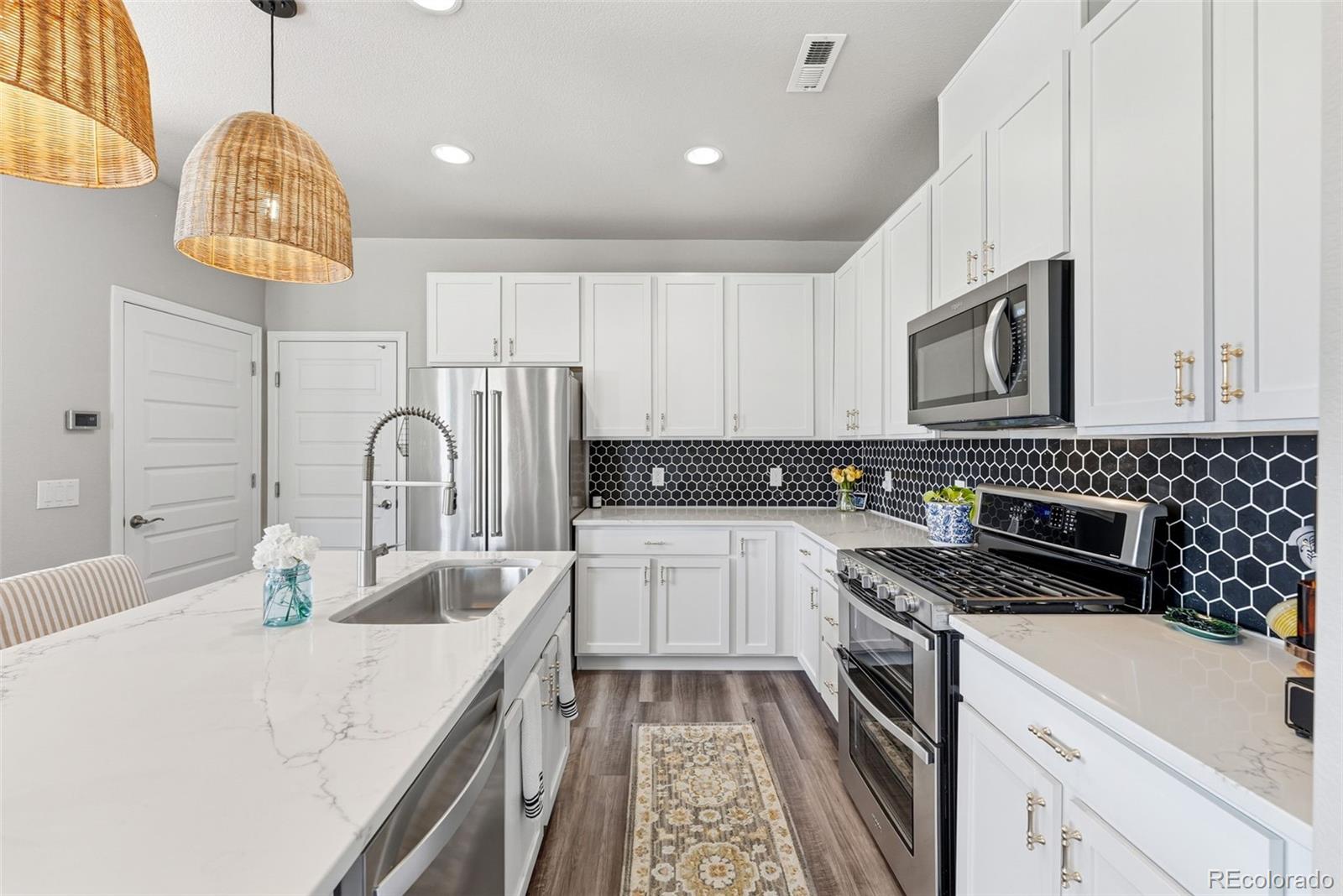 MLS Image #6 for 19589 w 93rd drive,arvada, Colorado