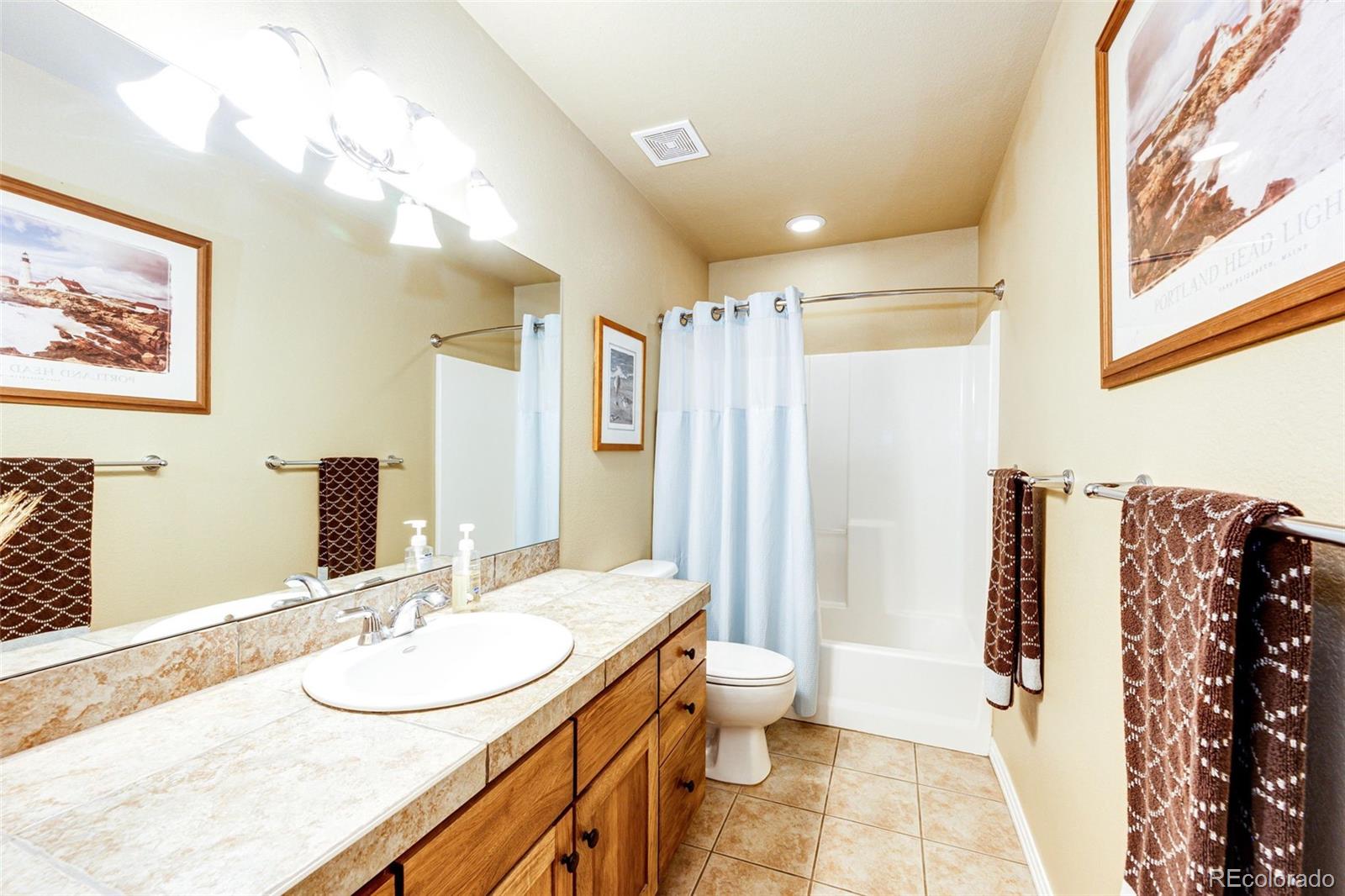 MLS Image #11 for 57109 e kenyon avenue,strasburg, Colorado