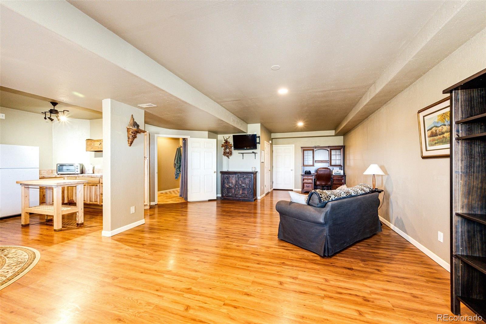 MLS Image #23 for 57109 e kenyon avenue,strasburg, Colorado