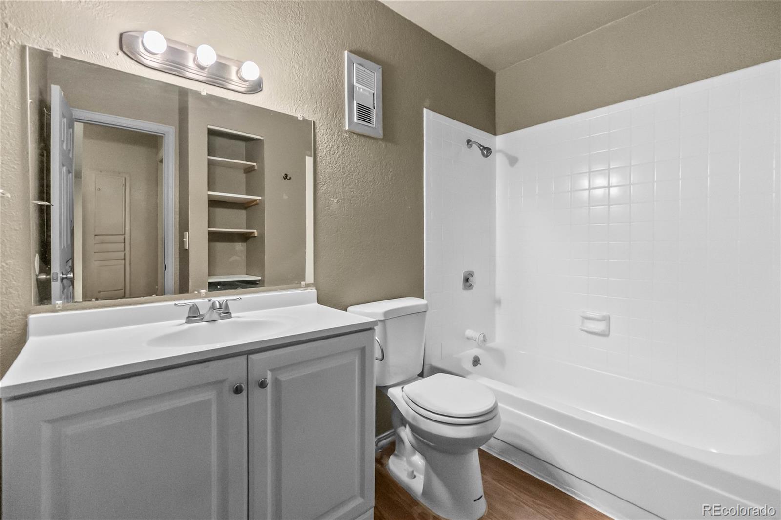 MLS Image #16 for 5995 w hampden avenue 20c,denver, Colorado
