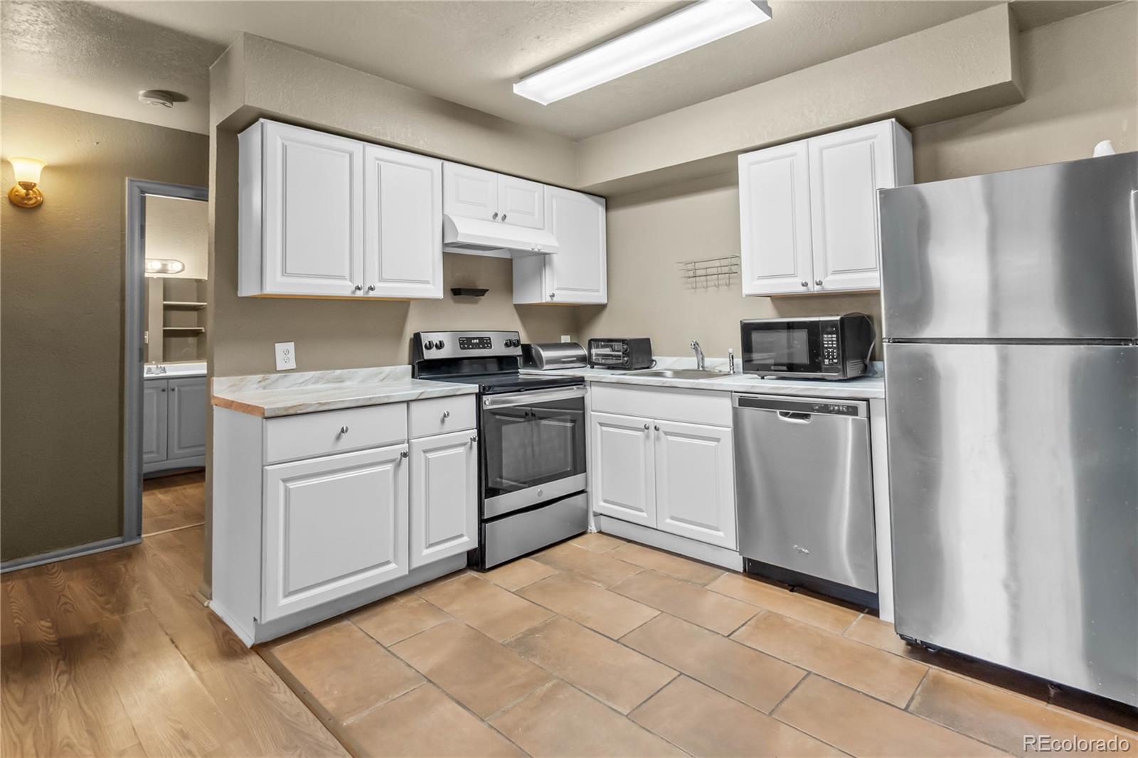 MLS Image #6 for 5995 w hampden avenue 20c,denver, Colorado