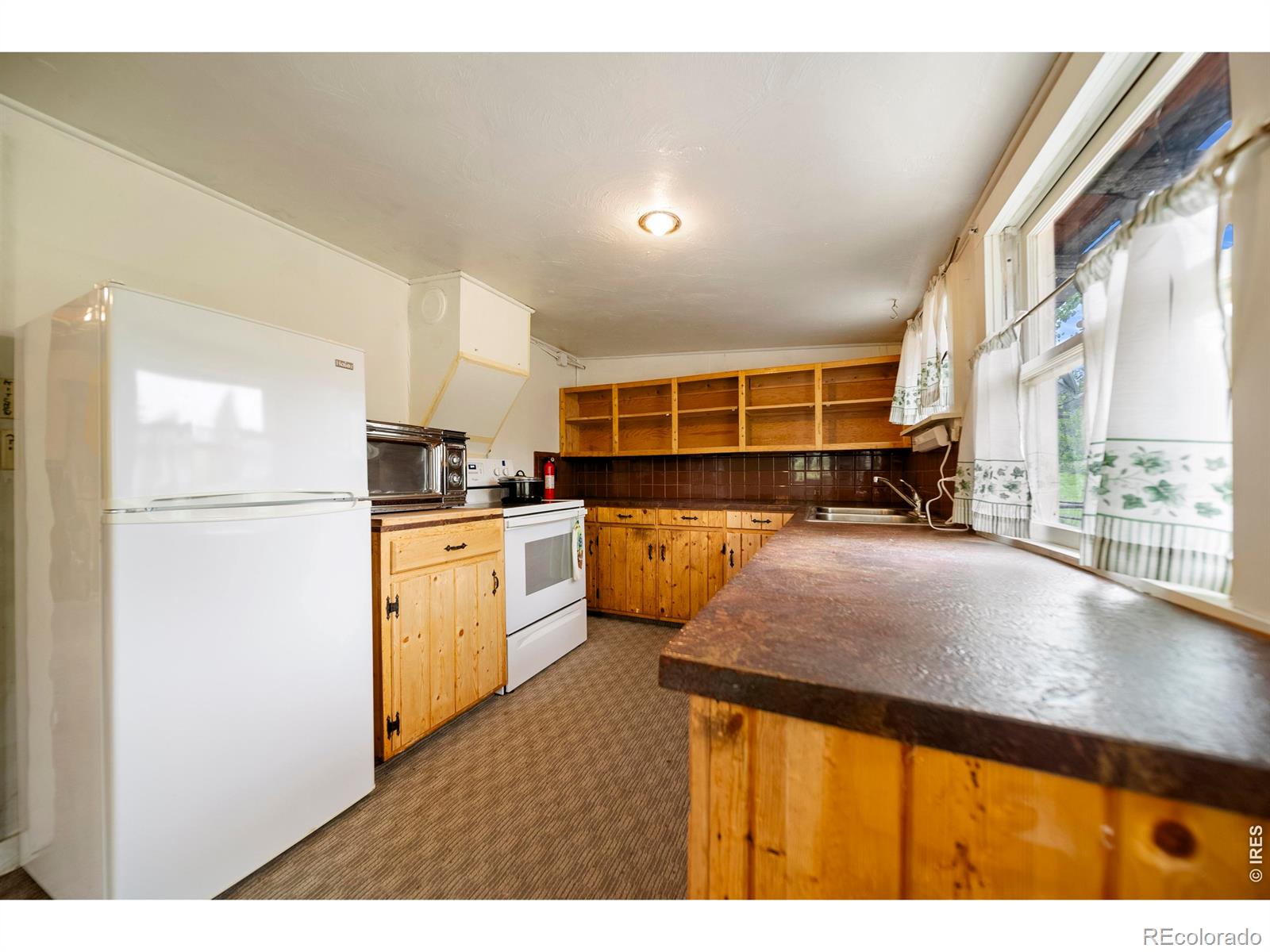 MLS Image #5 for 329  snow top drive,drake, Colorado