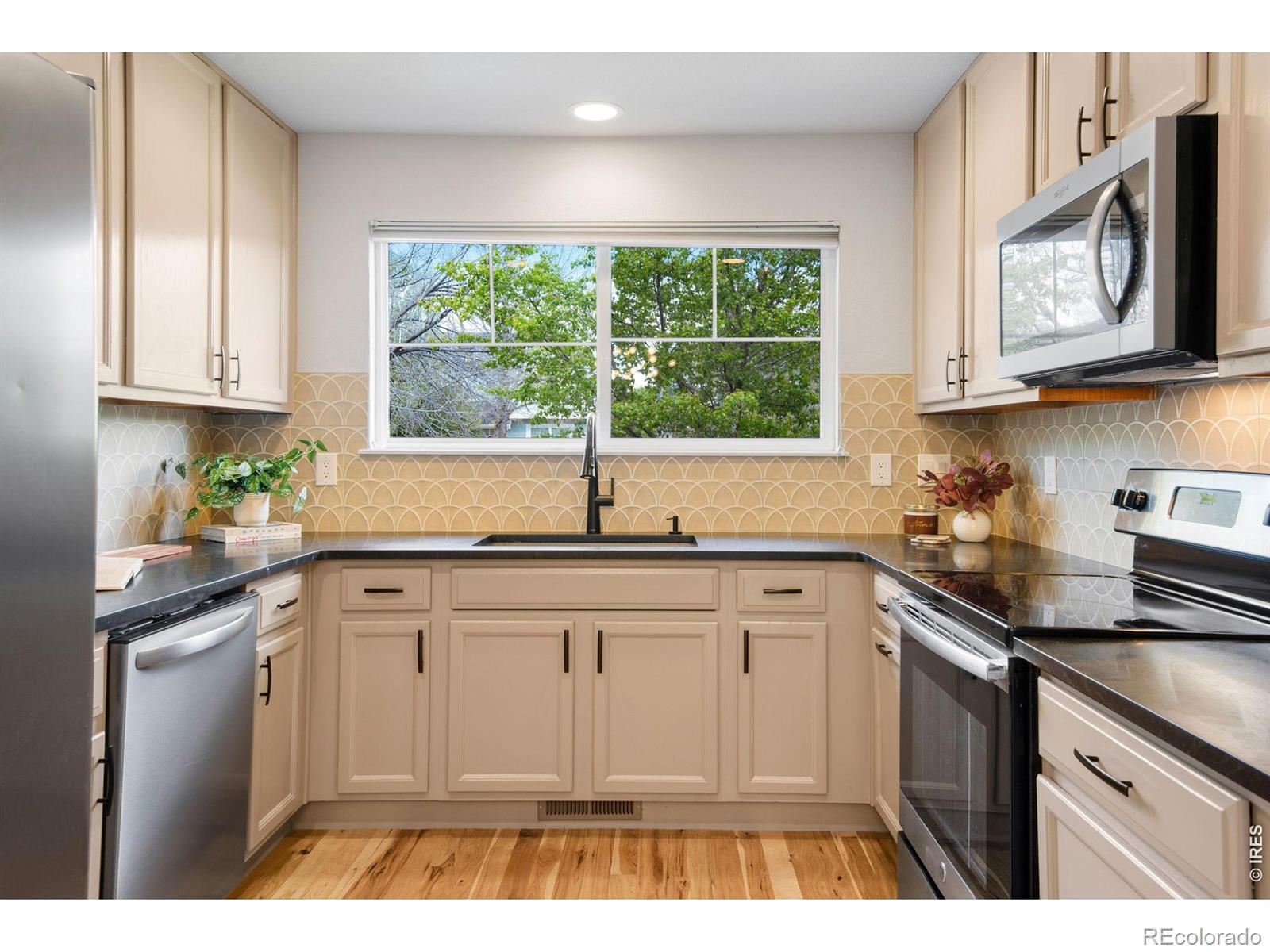 MLS Image #13 for 5115  corbett drive,fort collins, Colorado