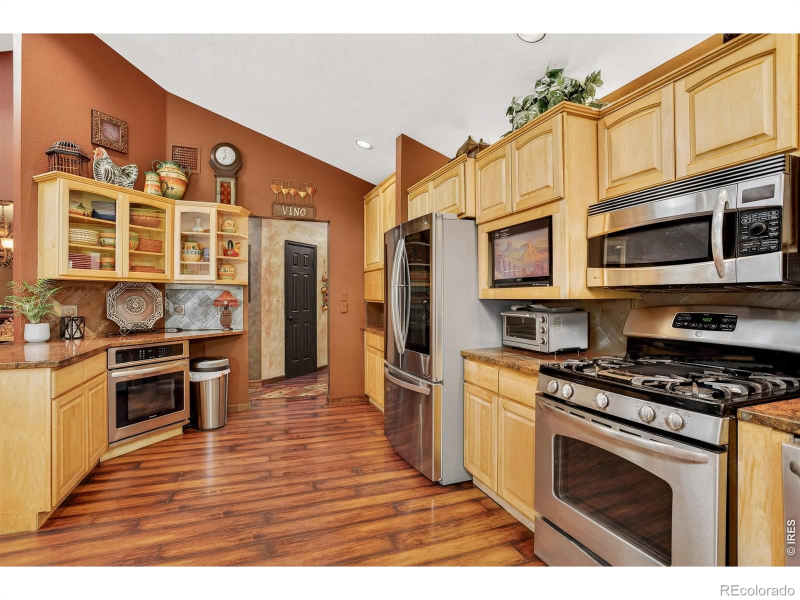 MLS Image #14 for 141  ponderosa drive,boulder, Colorado