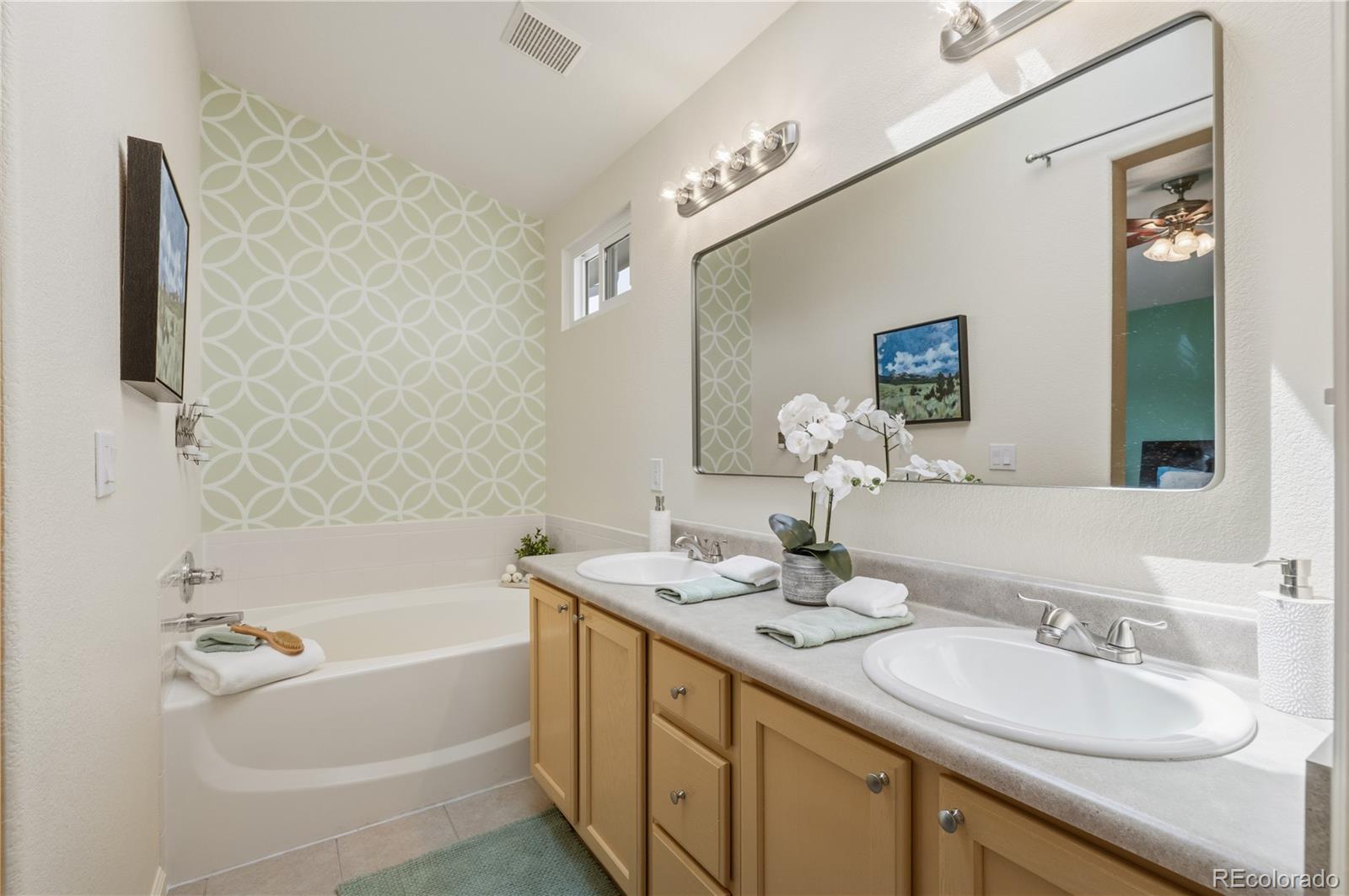 MLS Image #28 for 10204  aldenbridge court,highlands ranch, Colorado