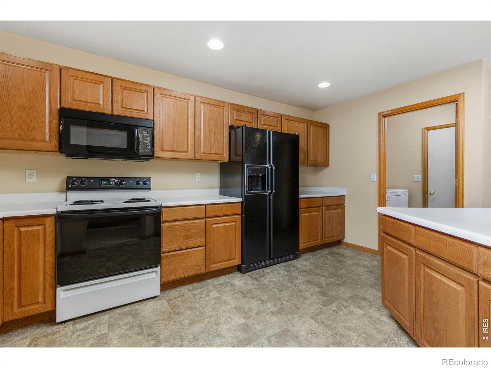 MLS Image #10 for 2002  35th ave ct,greeley, Colorado