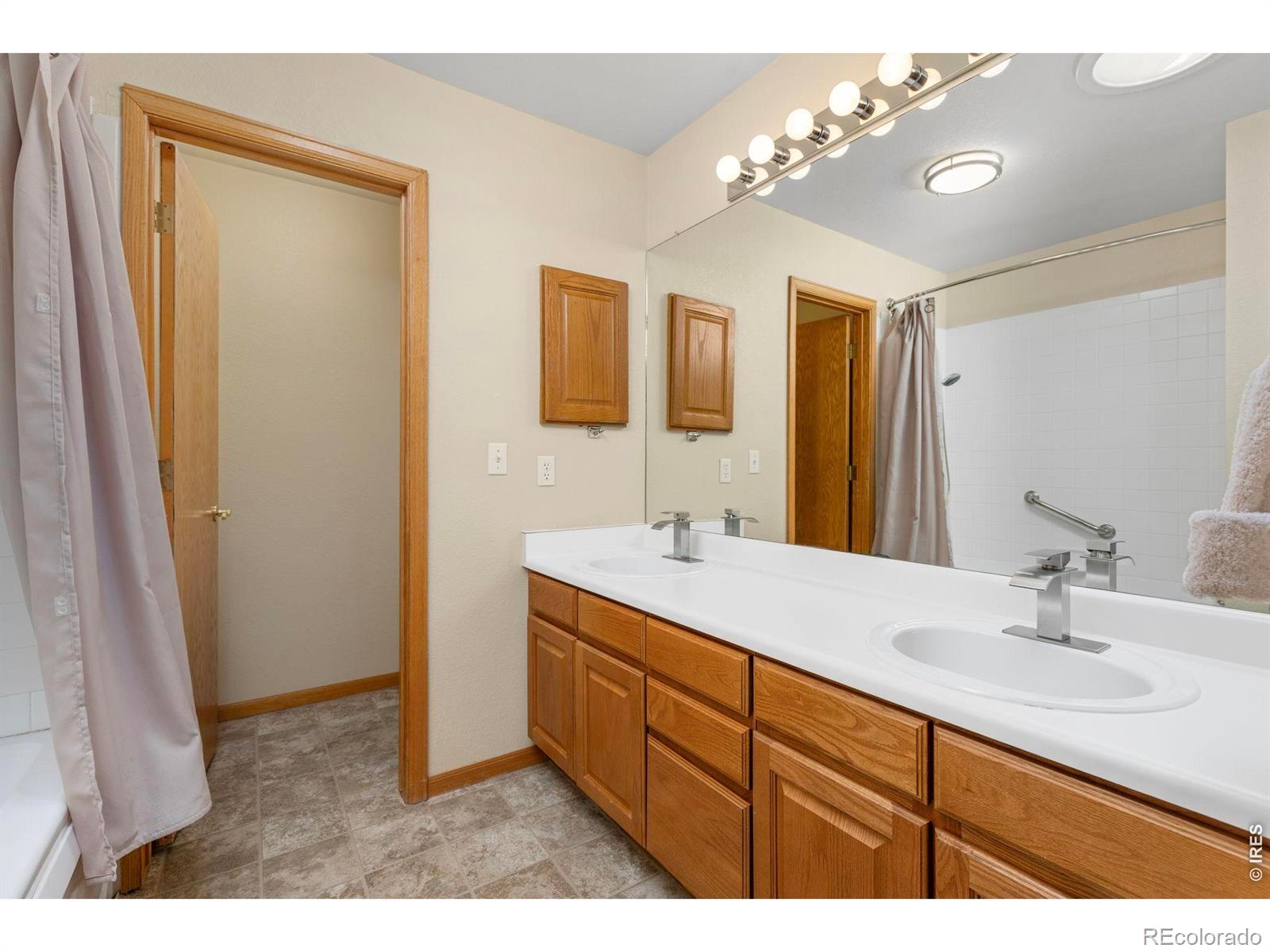 MLS Image #17 for 2002  35th ave ct,greeley, Colorado