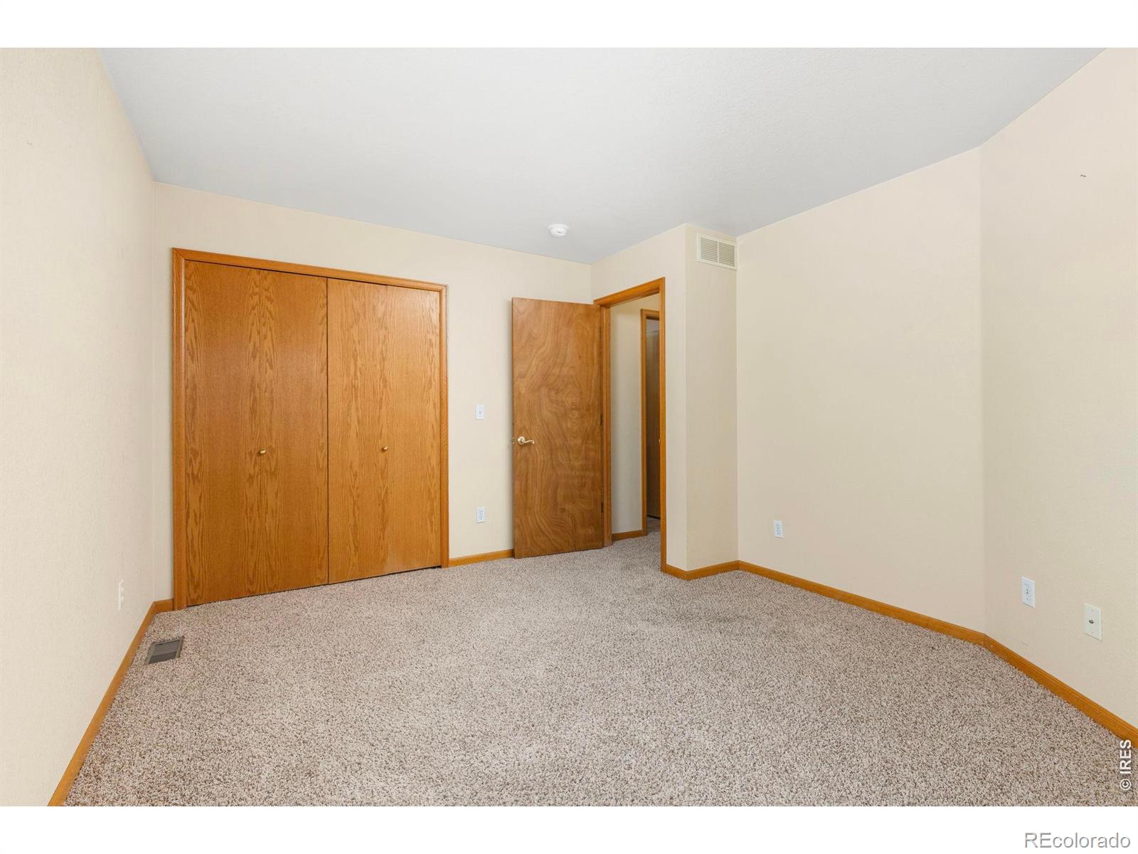 MLS Image #21 for 2002  35th ave ct,greeley, Colorado