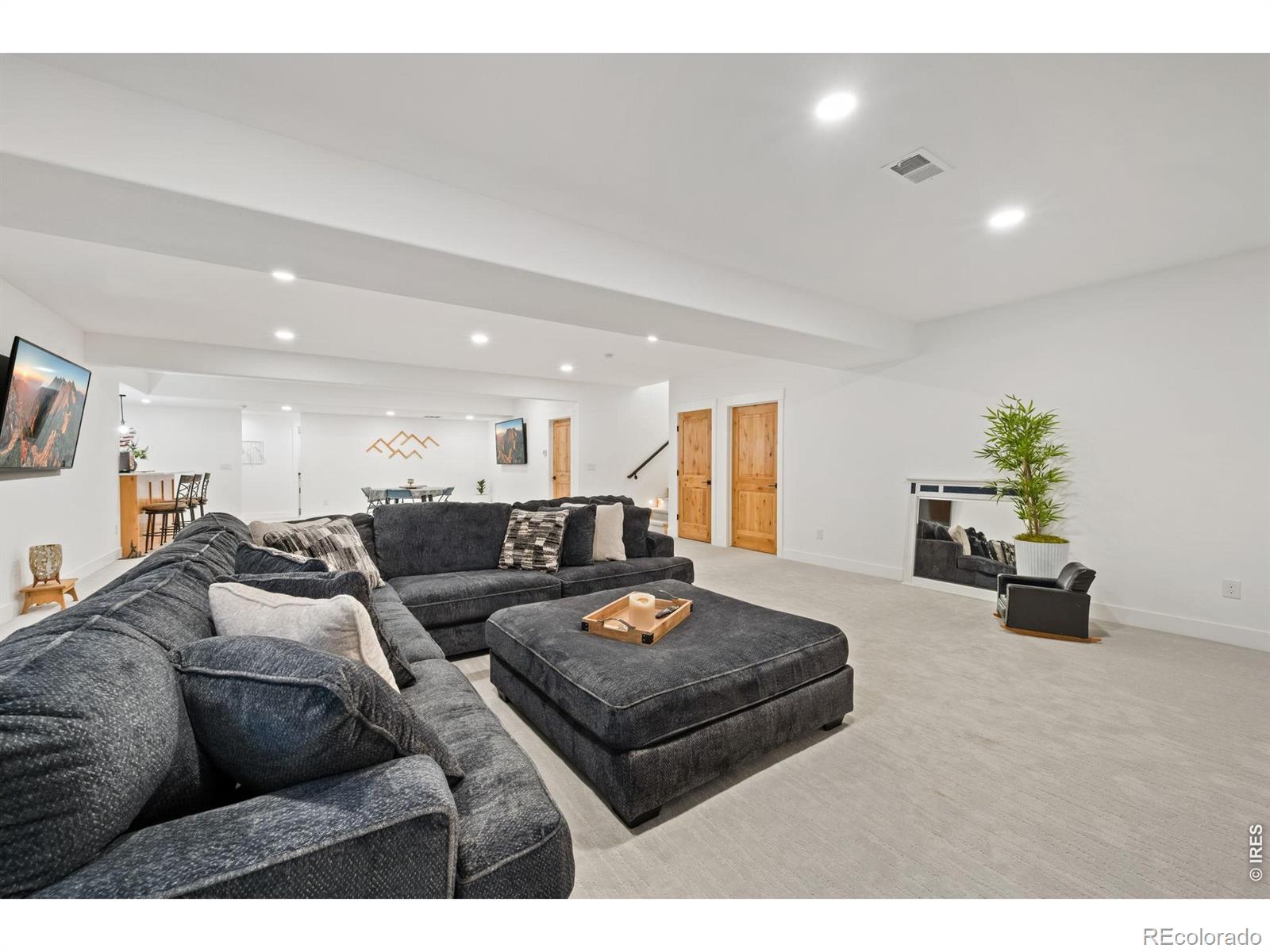 MLS Image #28 for 740 w county road 10 ,berthoud, Colorado