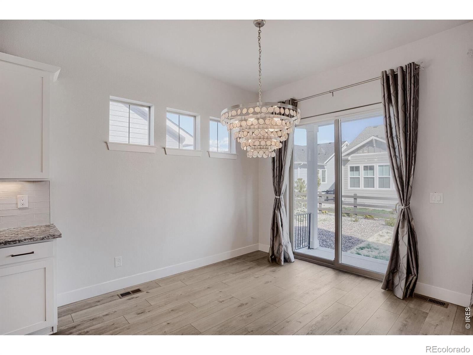 MLS Image #4 for 8918 s riviera court,aurora, Colorado