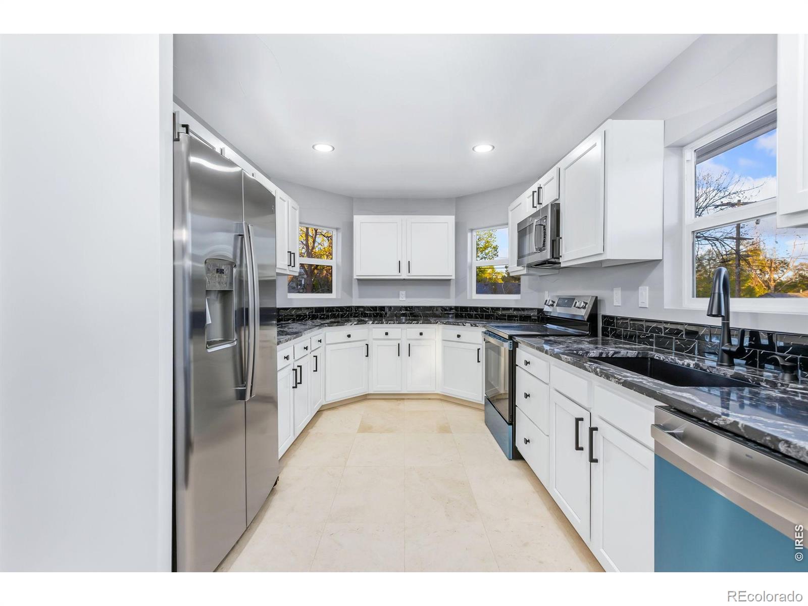 MLS Image #18 for 1950  montview drive,greeley, Colorado
