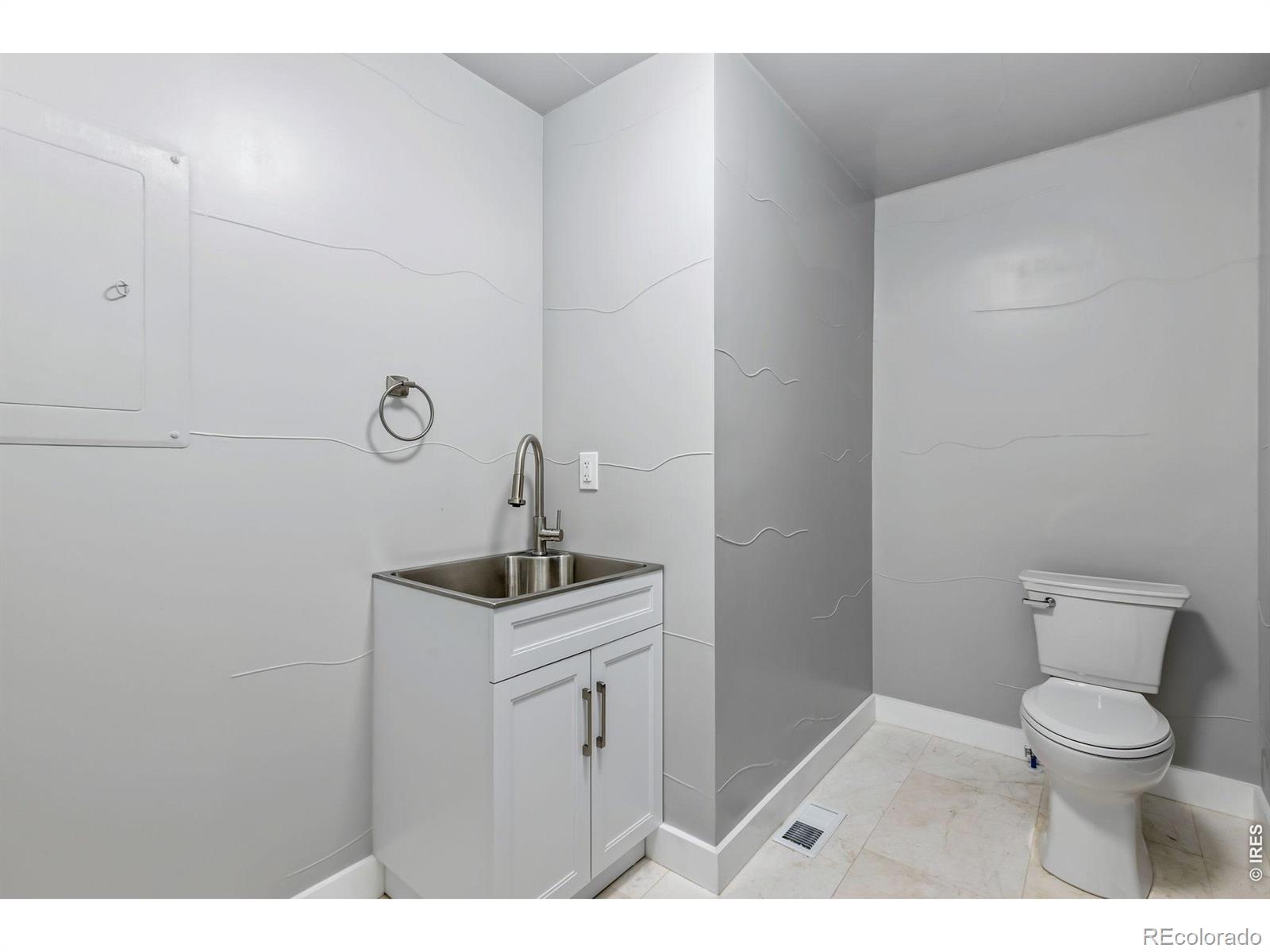 MLS Image #21 for 1950  montview drive,greeley, Colorado