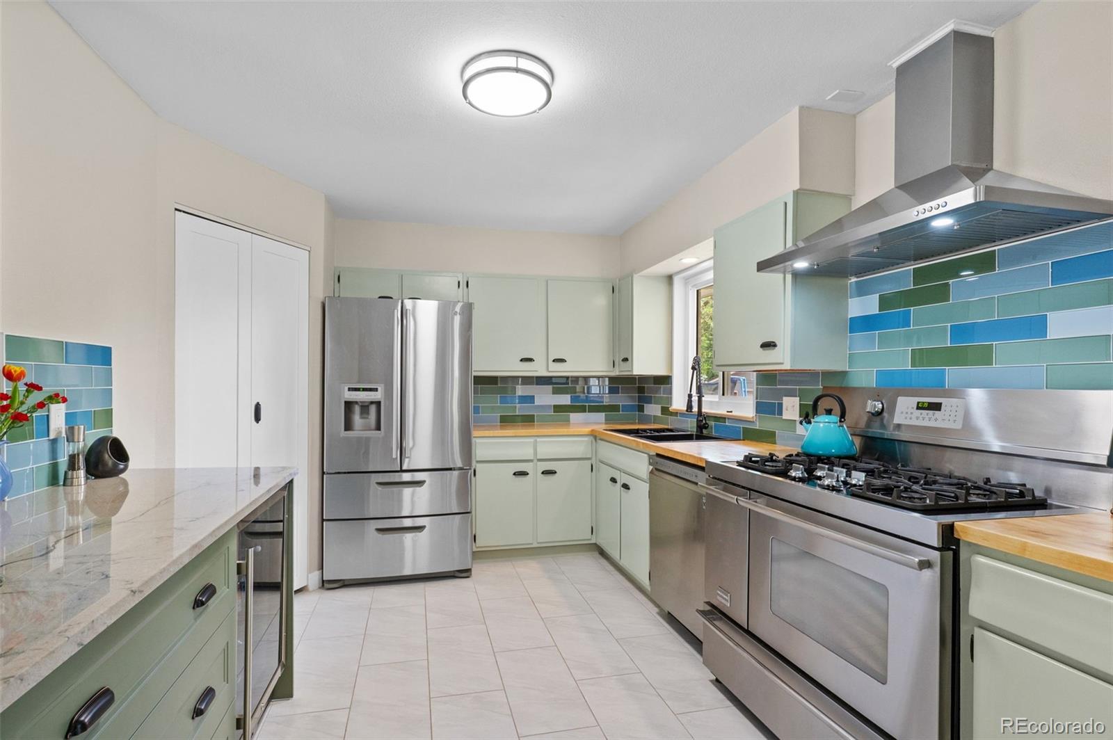 MLS Image #7 for 2198  zinnia way,golden, Colorado